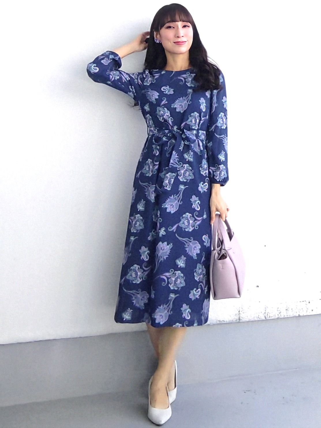 keinaさんの「SunaUna｜【手洗い可／日本製】ペイズリー柄パフスリーブワンピース」を使ったコーディネート
