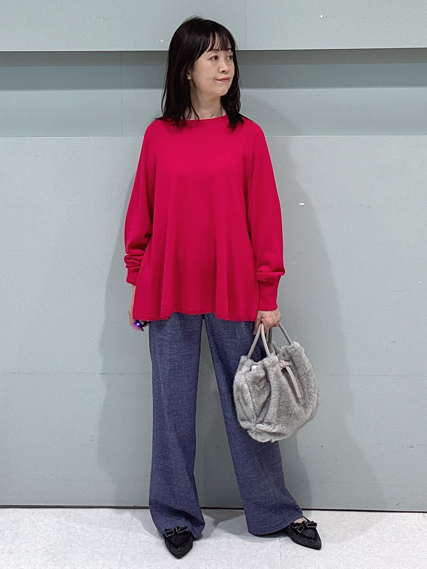 makiさんの「UNTITLED｜【シルク混/薄手ニット】Aラインシルエットニットプルオーバー」を使ったコーディネート