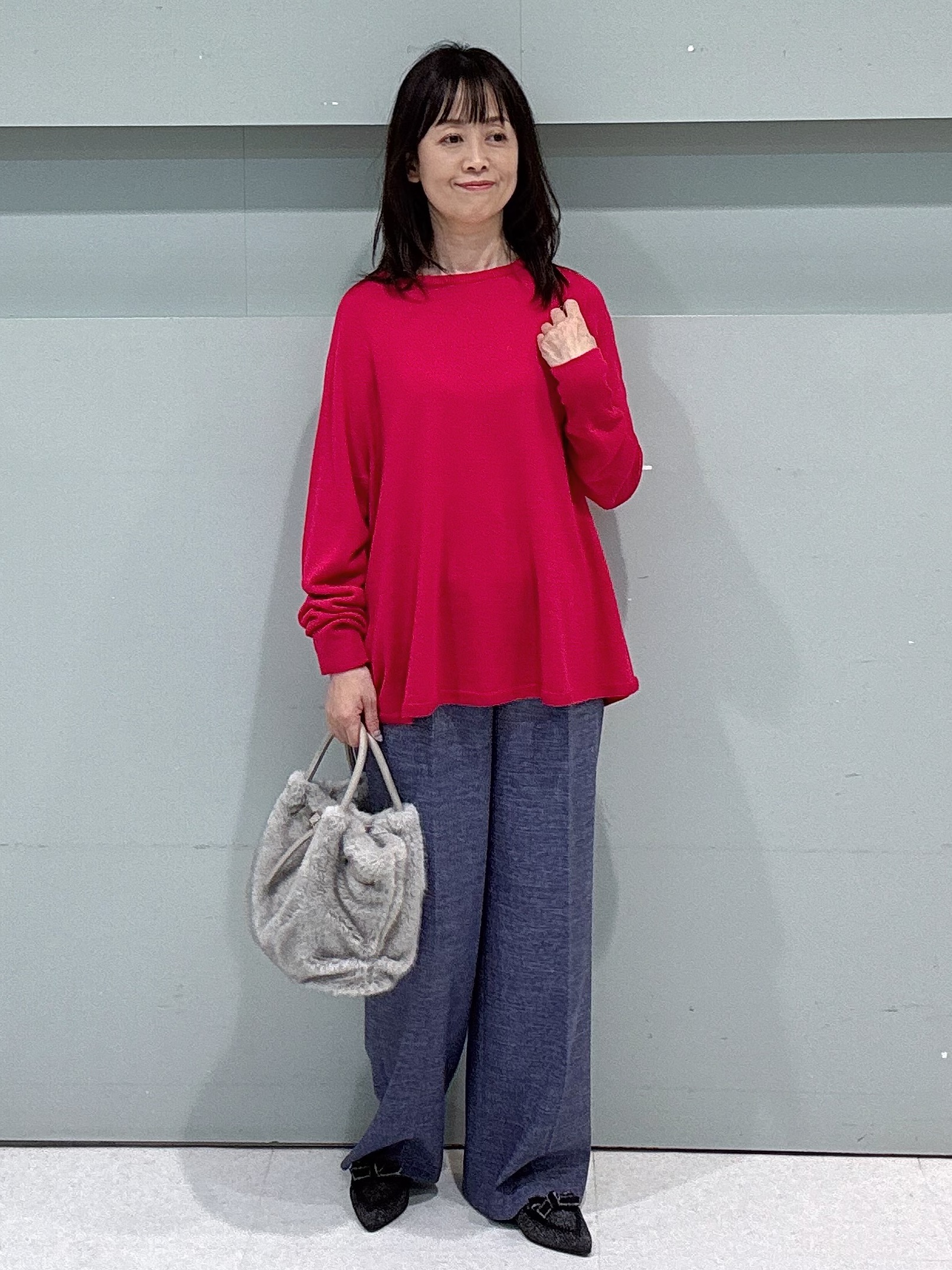 makiさんの「UNTITLED｜【シルク混/薄手ニット】Aラインシルエットニットプルオーバー」を使ったコーディネート