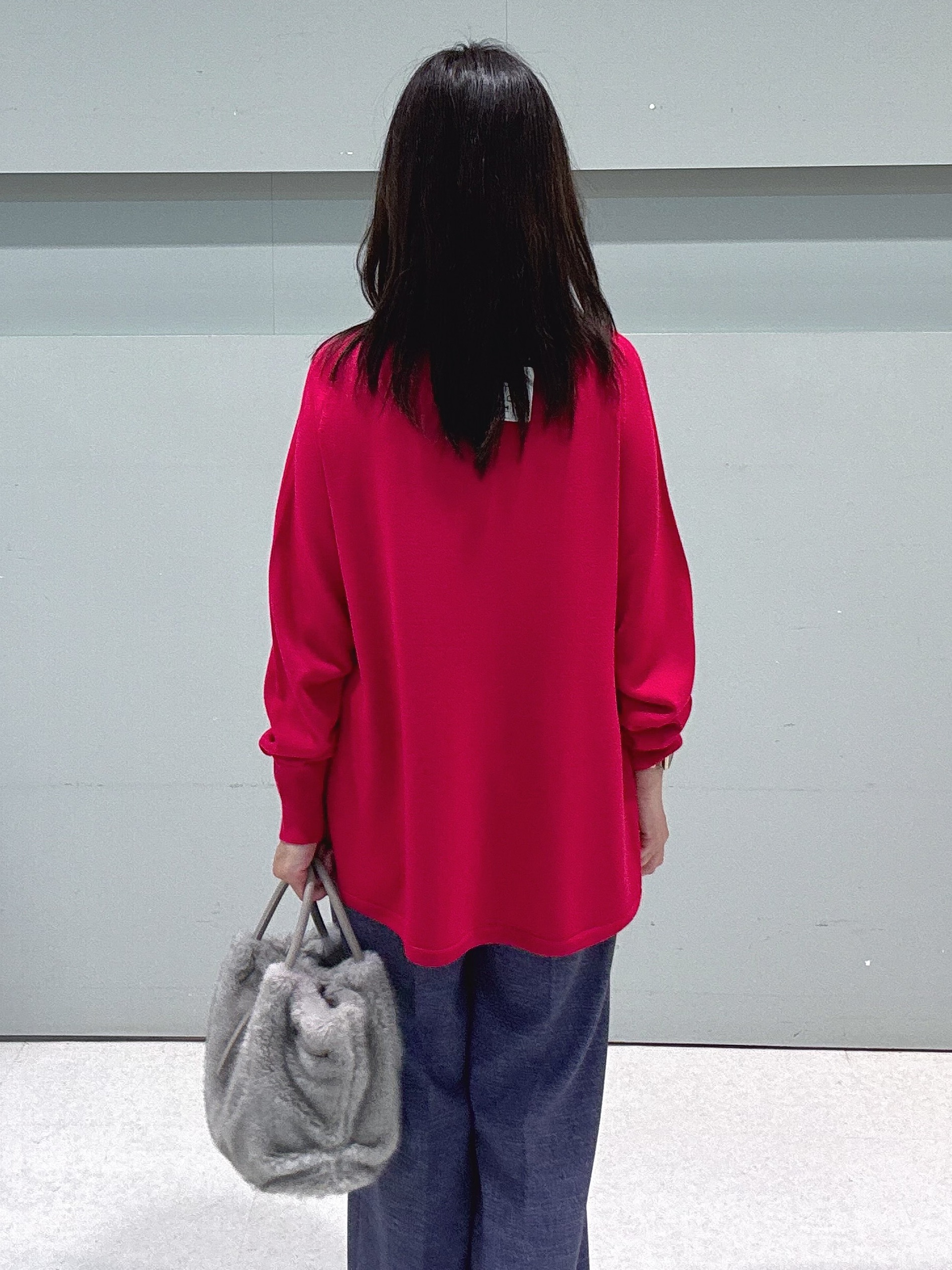 makiさんの「UNTITLED｜【シルク混/薄手ニット】Aラインシルエットニットプルオーバー」を使ったコーディネート
