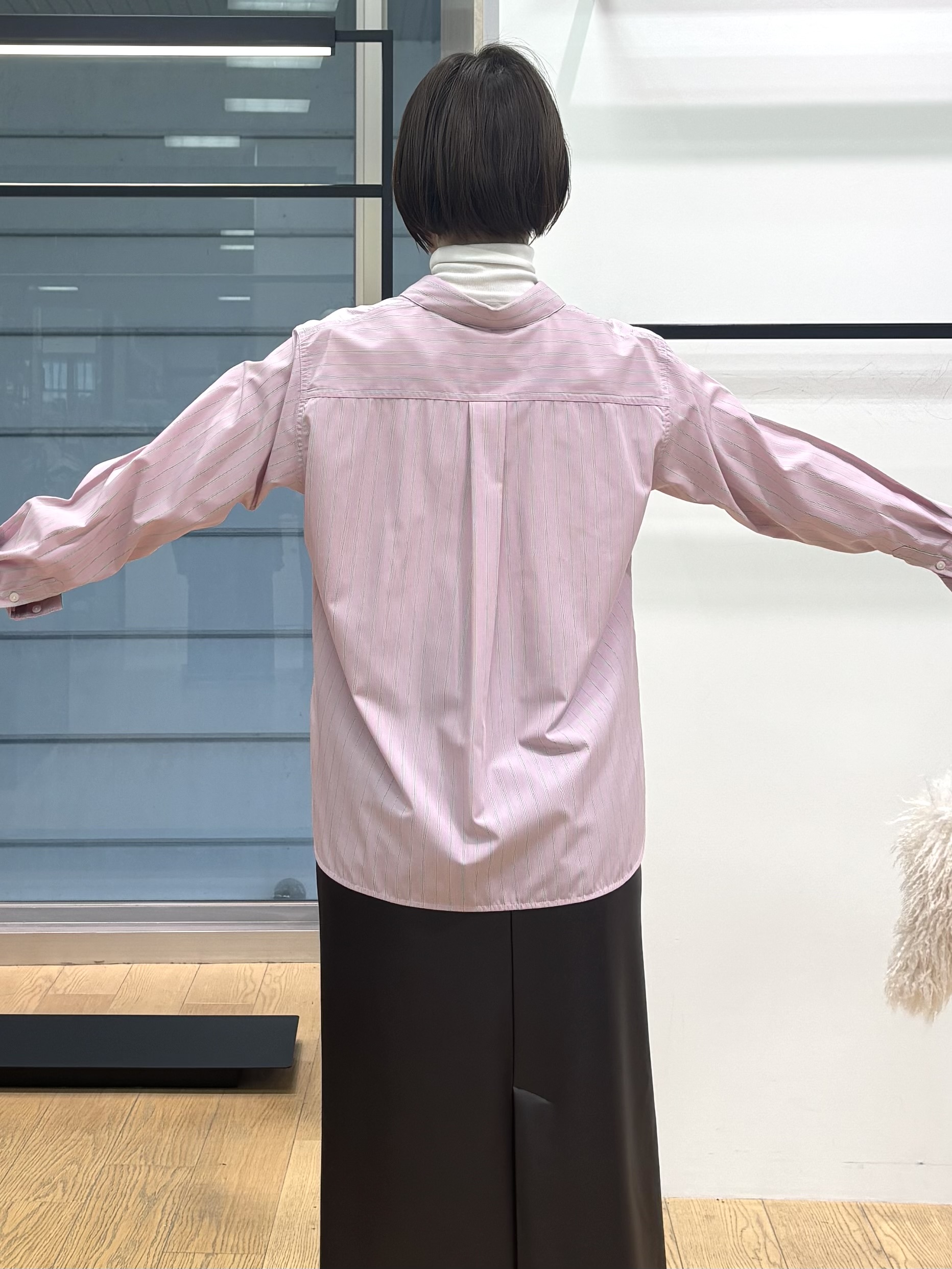 asamiさんの「INDIVI｜【2WAY／ストライプ柄】ベーシックシャツ」を使ったコーディネート