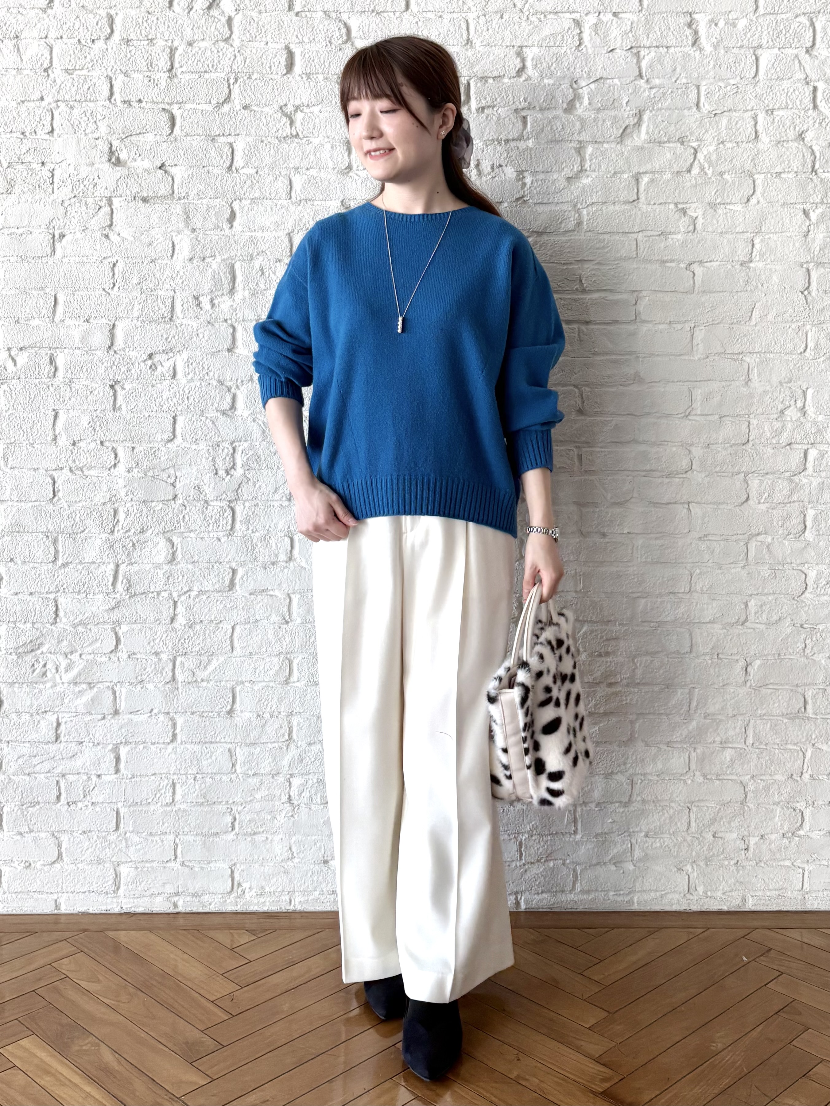 mikiさんの「Reflect｜パール調バー&times;チェーンネックレス」を使ったコーディネート