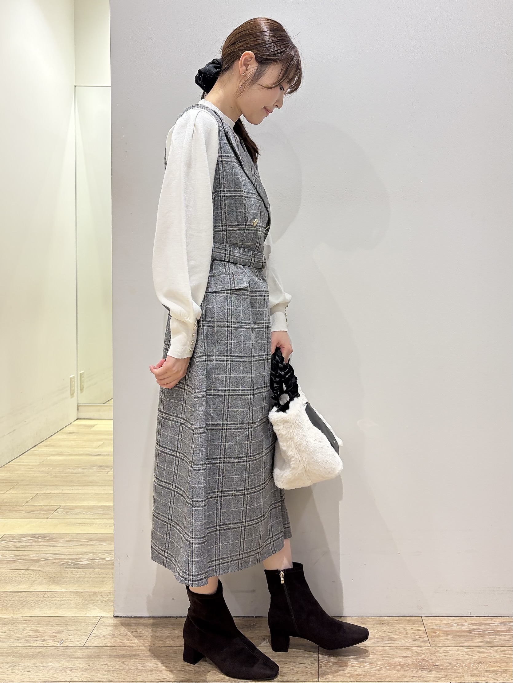 MOMOさんの「index｜カシミヤタッチハイネックニット【洗濯機OK／抗ピリング】」を使ったコーディネート