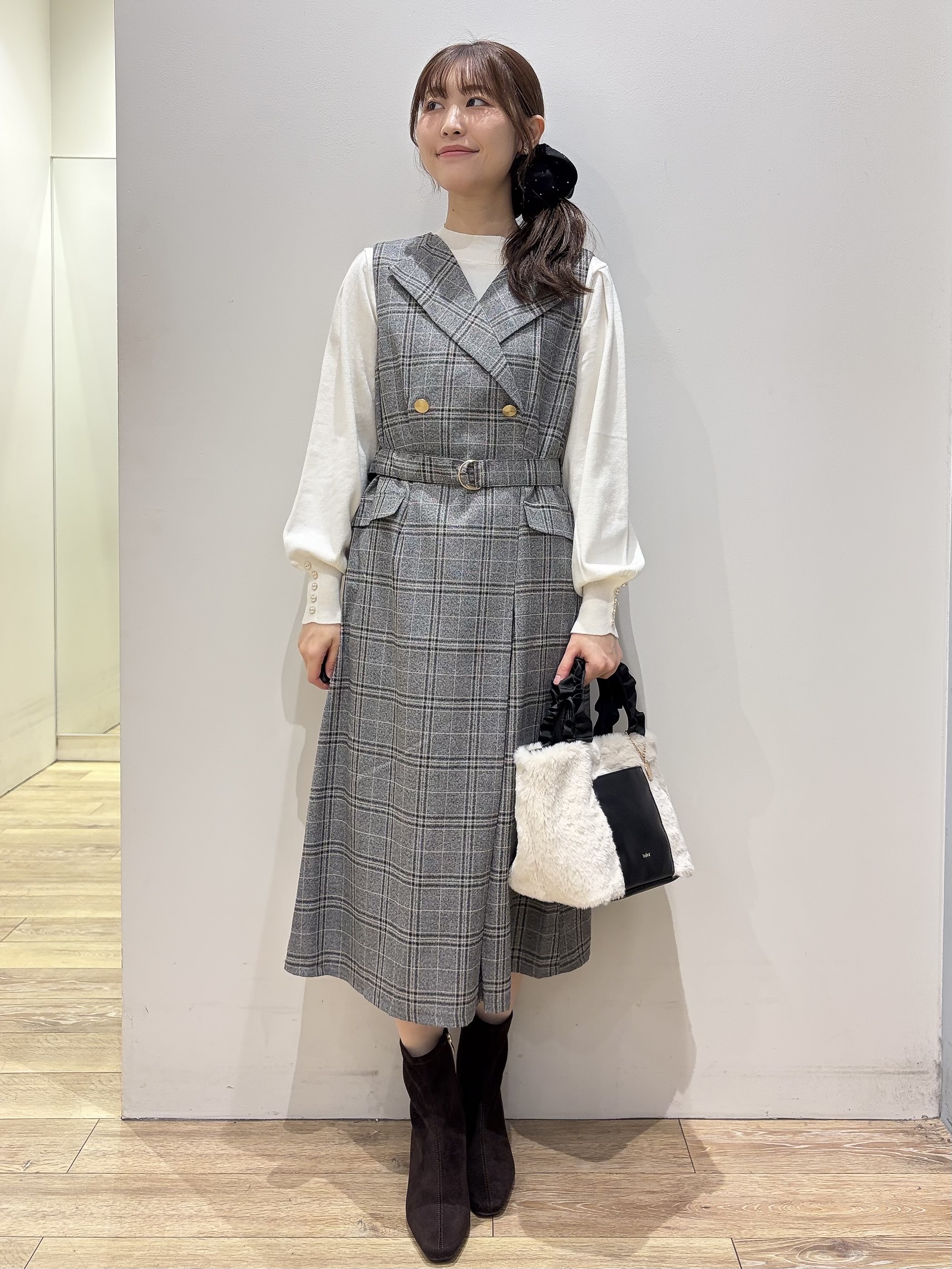 MOMOさんの「index｜カシミヤタッチハイネックニット【洗濯機OK／抗ピリング】」を使ったコーディネート