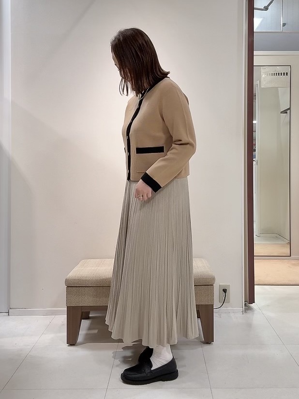YUIさんの「UNTITLED｜【アンサンブル可/ジャケットライク】モールラインカーディガン」を使ったコーディネート