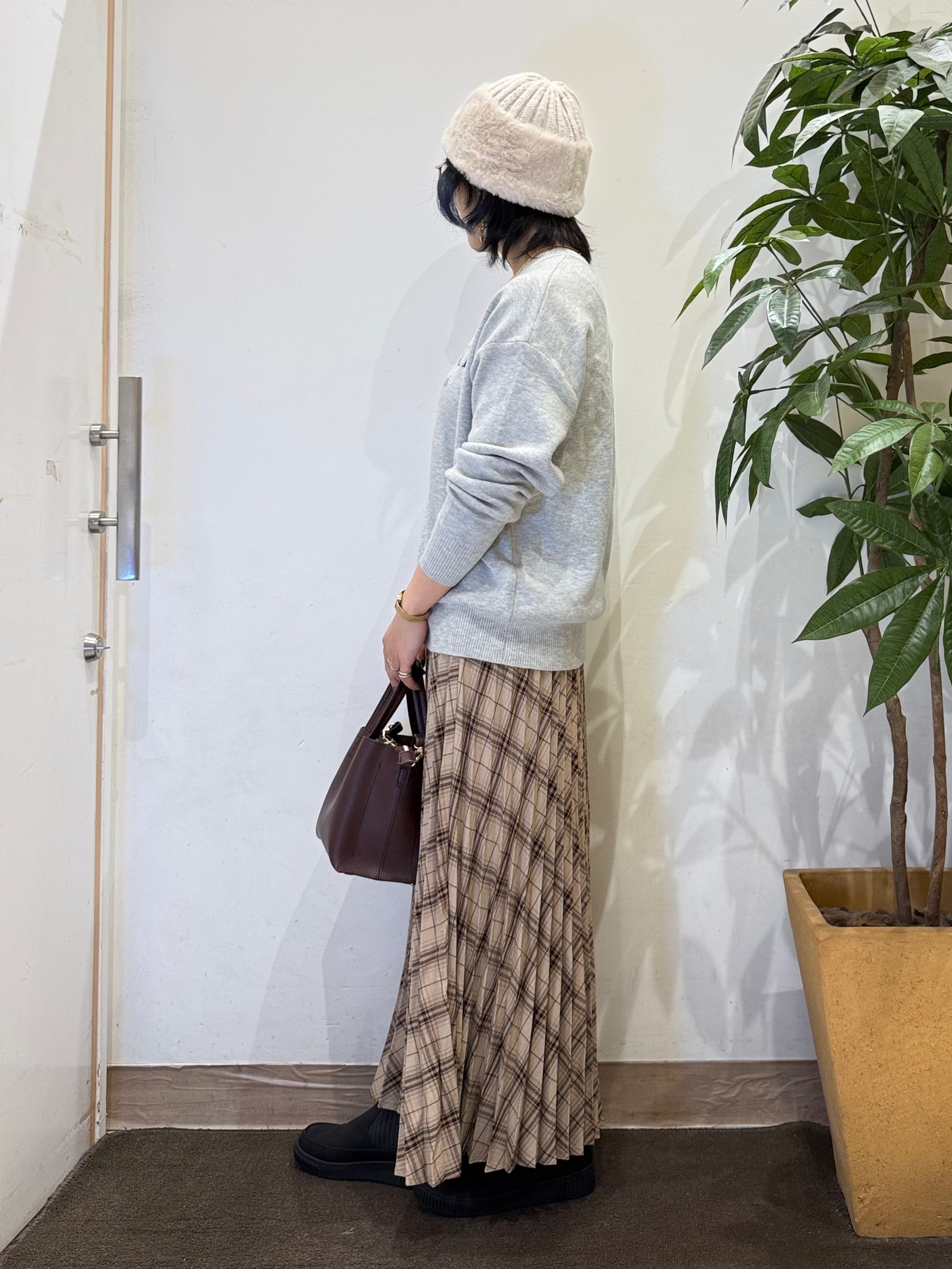misakiさんの「SHOO･LA･RUE｜【S-LL/洗濯機可】スウェットライク ロゴニット」を使ったコーディネート
