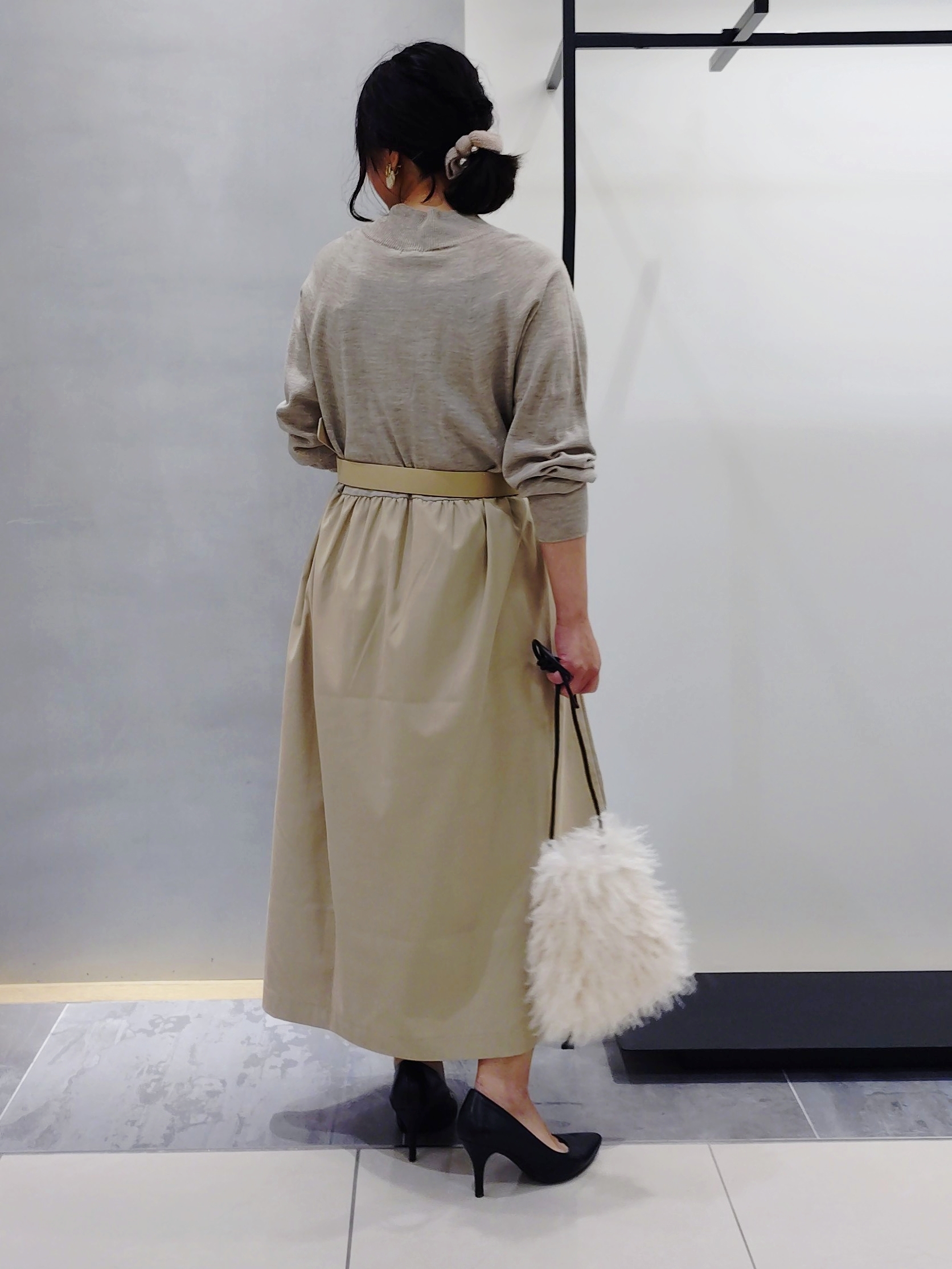 TOMOMIさんの「INDIVI｜【選べるトップ】2連風チェーンネックレス」を使ったコーディネート
