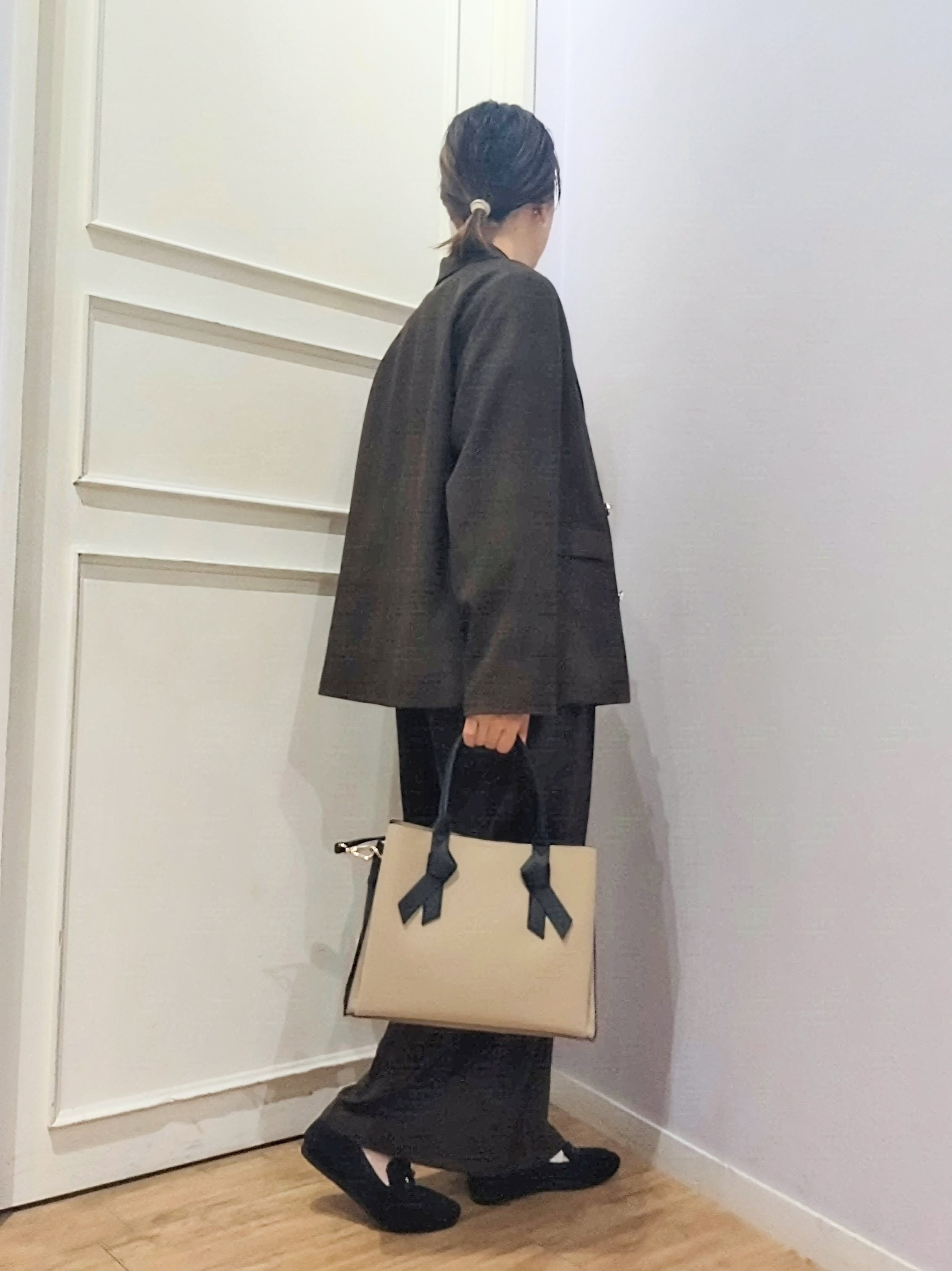 miomioさんの「SHOO･LA･RUE｜【セットアップ可/洗濯後しわになりにくい】ウールフィール ダブルジャケット」を使ったコーディネート