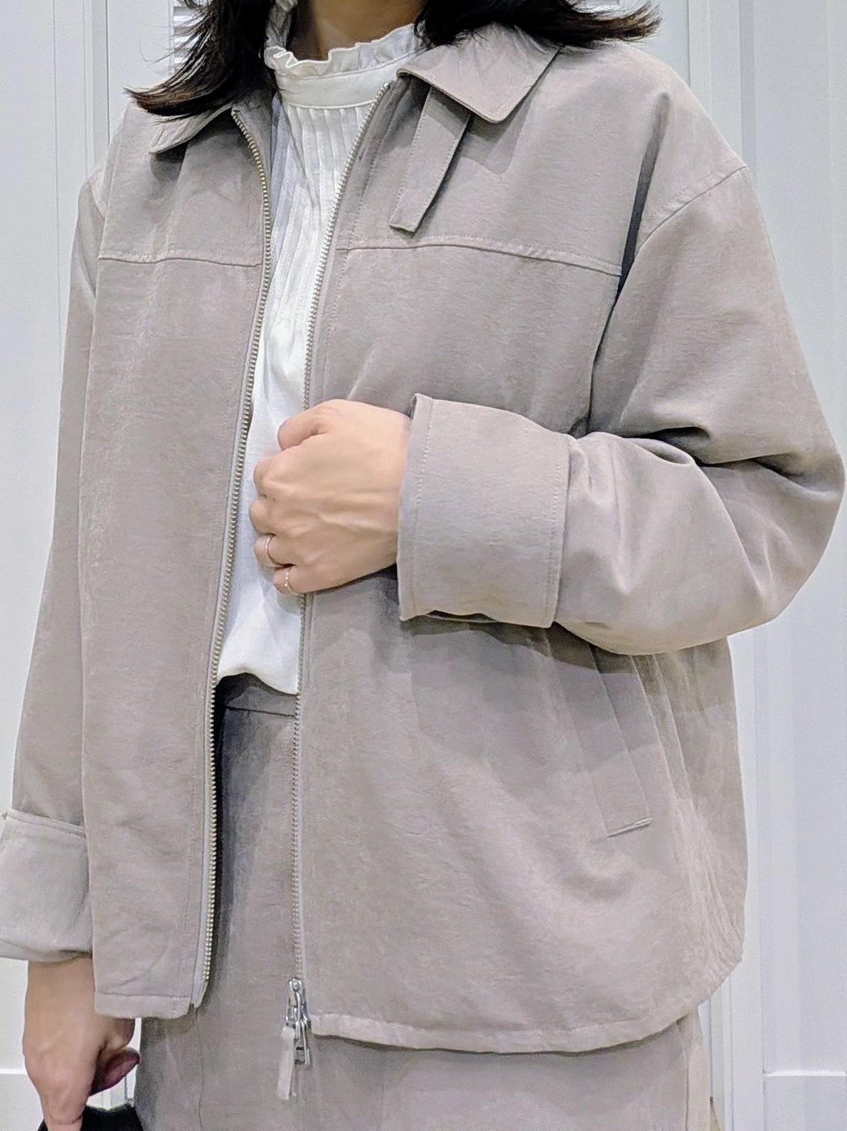 enさんの「Dessin｜【洗濯機OK/サスティナブル/6色展開】編地切替ラグラン ニットプルオーバー」を使ったコーディネート