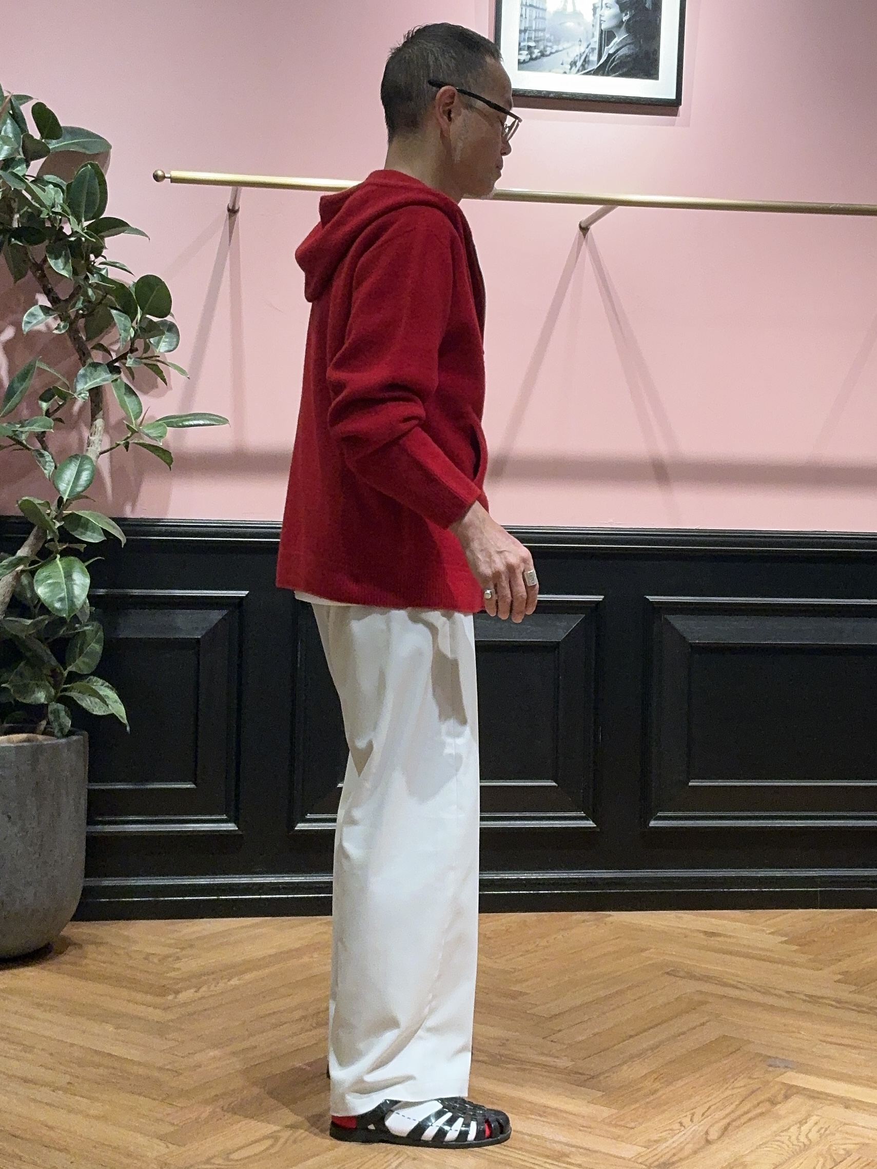 torigoeさんの「DRESSTERIOR｜◆ホールガーメント（R） ウールカシミヤ ジップパーカー」を使ったコーディネート