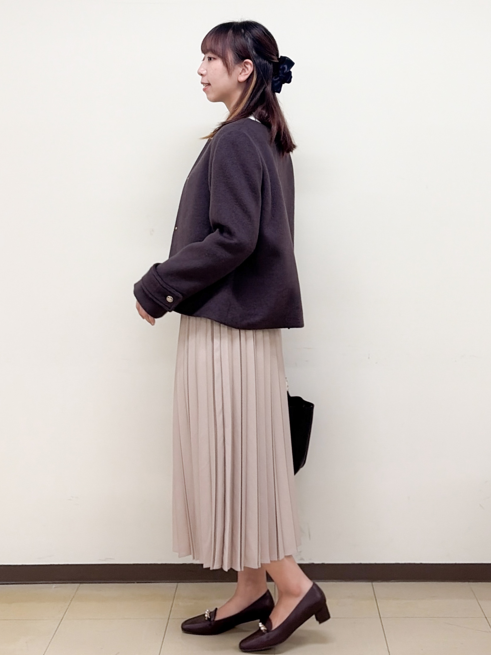 yurinaさんの「index｜【植草美幸先生が指南する好印象スタイル】カシミヤ混ノーカラーショートコート」を使ったコーディネート
