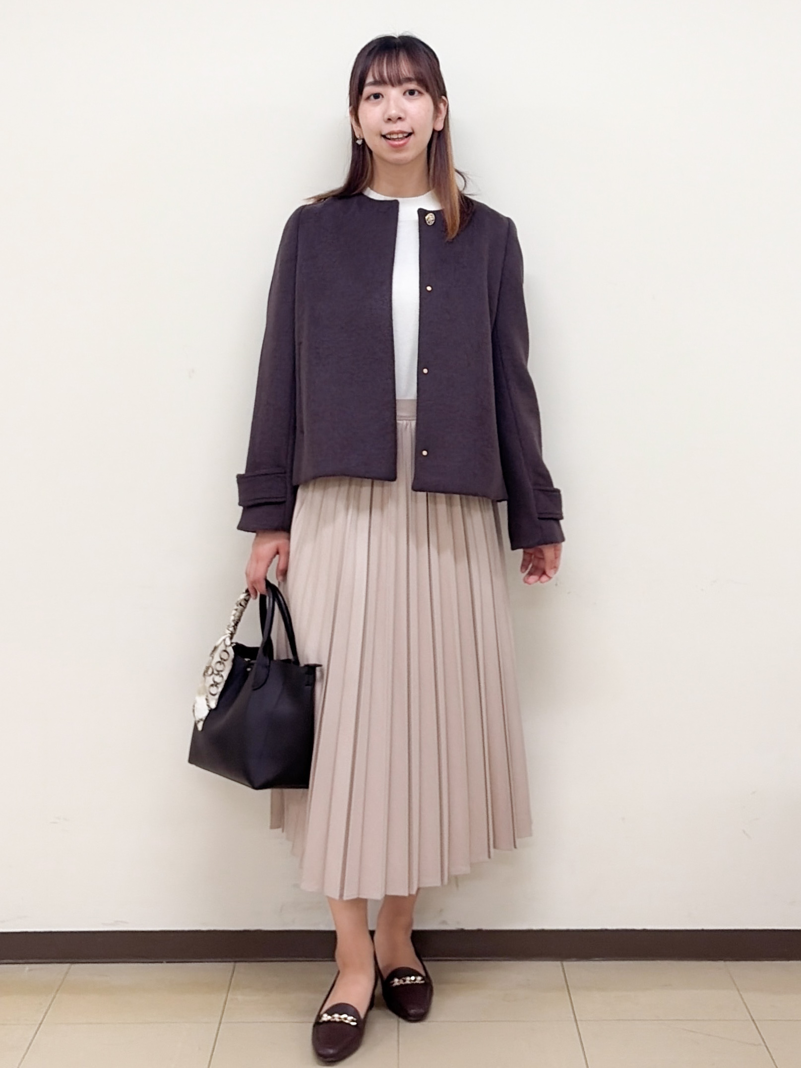 yurinaさんの「index｜【植草美幸先生が指南する好印象スタイル】カシミヤ混ノーカラーショートコート」を使ったコーディネート