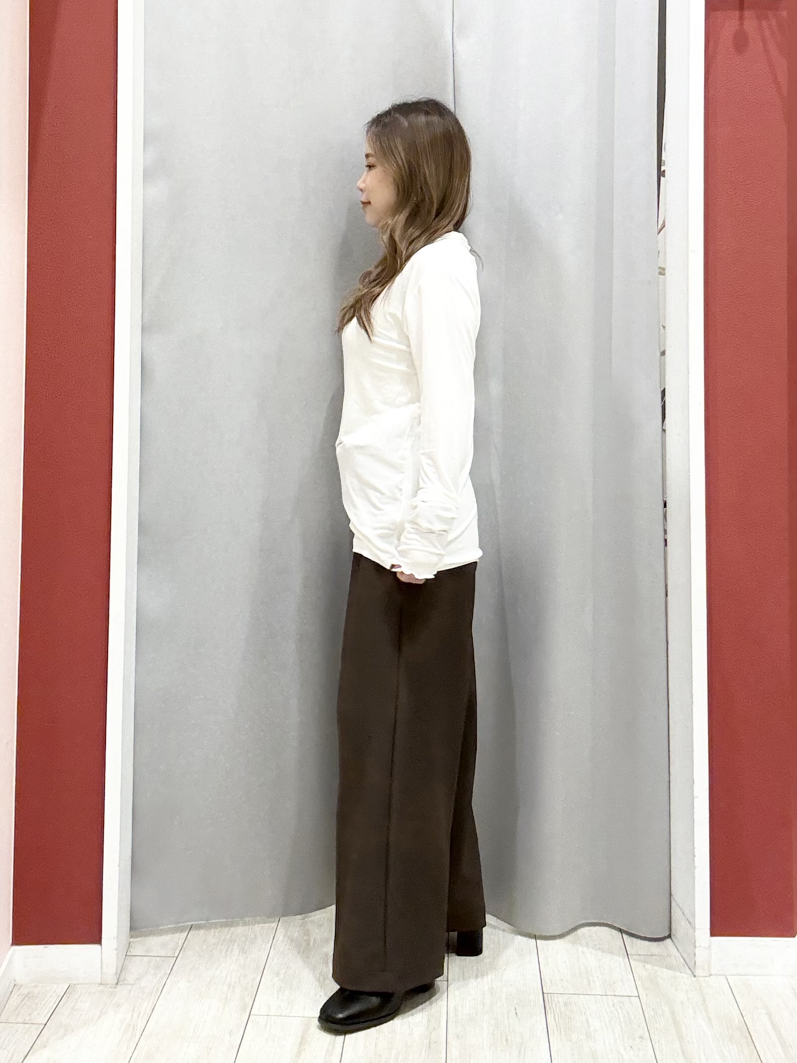 shioさんの「SHOO･LA･RUE｜【洗濯機可】もこもちモールケーブル Vネックカーディガン」を使ったコーディネート