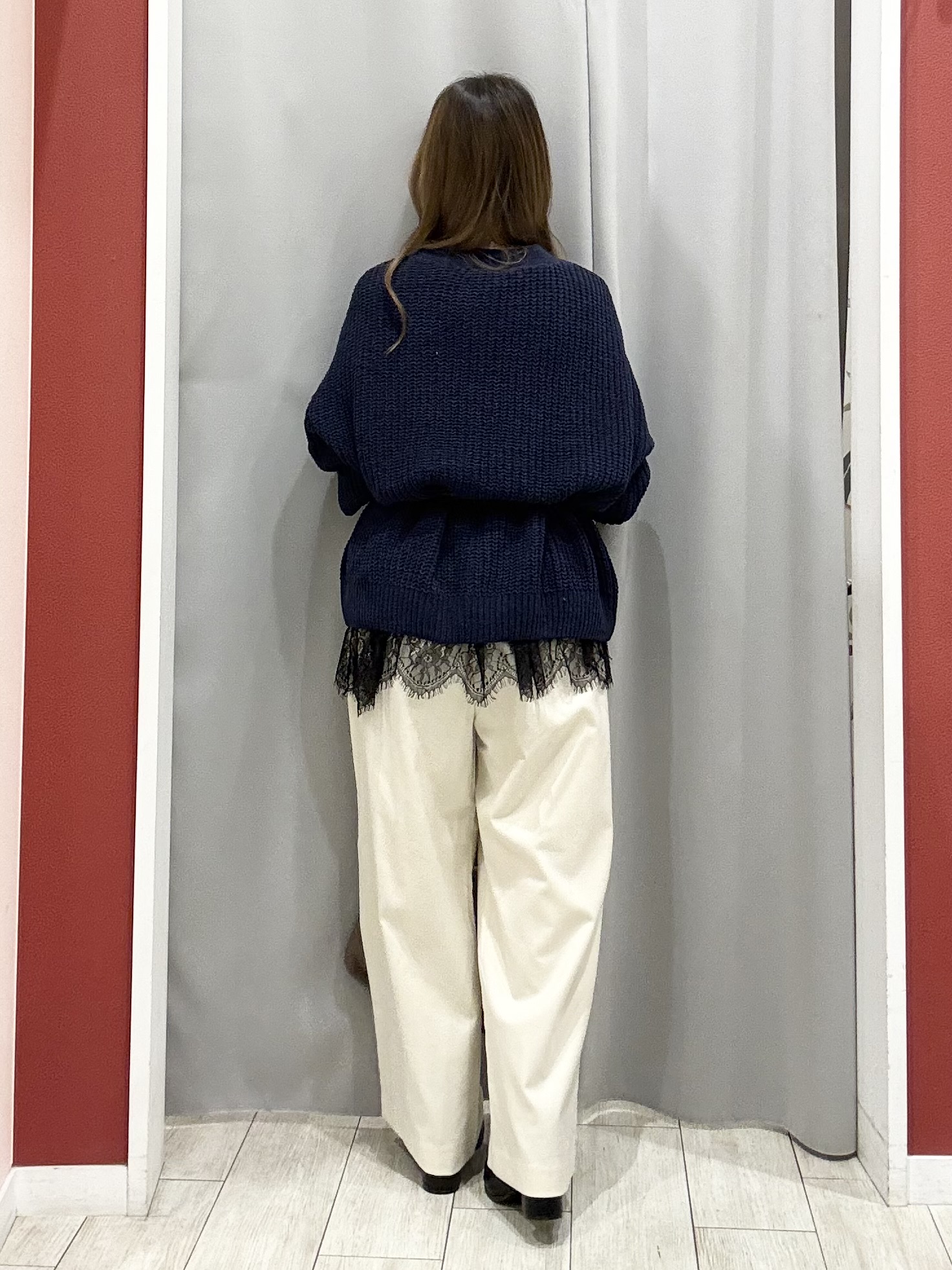 shioさんの「SHOO･LA･RUE｜【洗濯機可】もこもちモールケーブル Vネックカーディガン」を使ったコーディネート