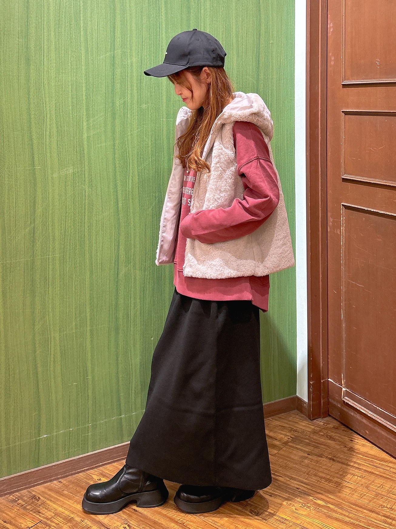 かおりさんの「SHOO･LA･RUE｜【洗濯機可/撥水/マルチWAY】ファーライナー付き 毎日欲張りマンパ」を使ったコーディネート