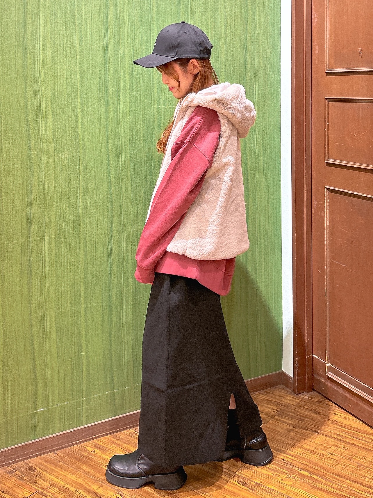かおりさんの「SHOO･LA･RUE｜【洗濯機可/撥水/マルチWAY】ファーライナー付き 毎日欲張りマンパ」を使ったコーディネート