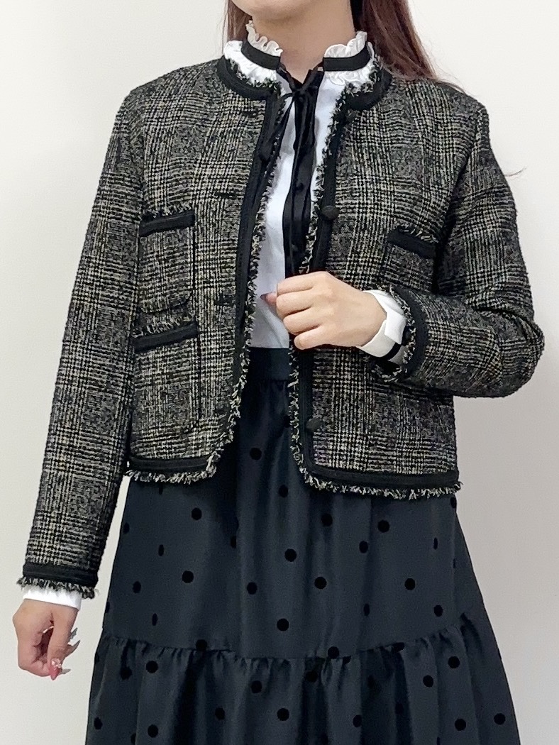 Rinaさんの「DRESSTERIOR｜【STORY11月号掲載/オケージョン対応】フリルカラーボウタイブラウス」を使ったコーディネート