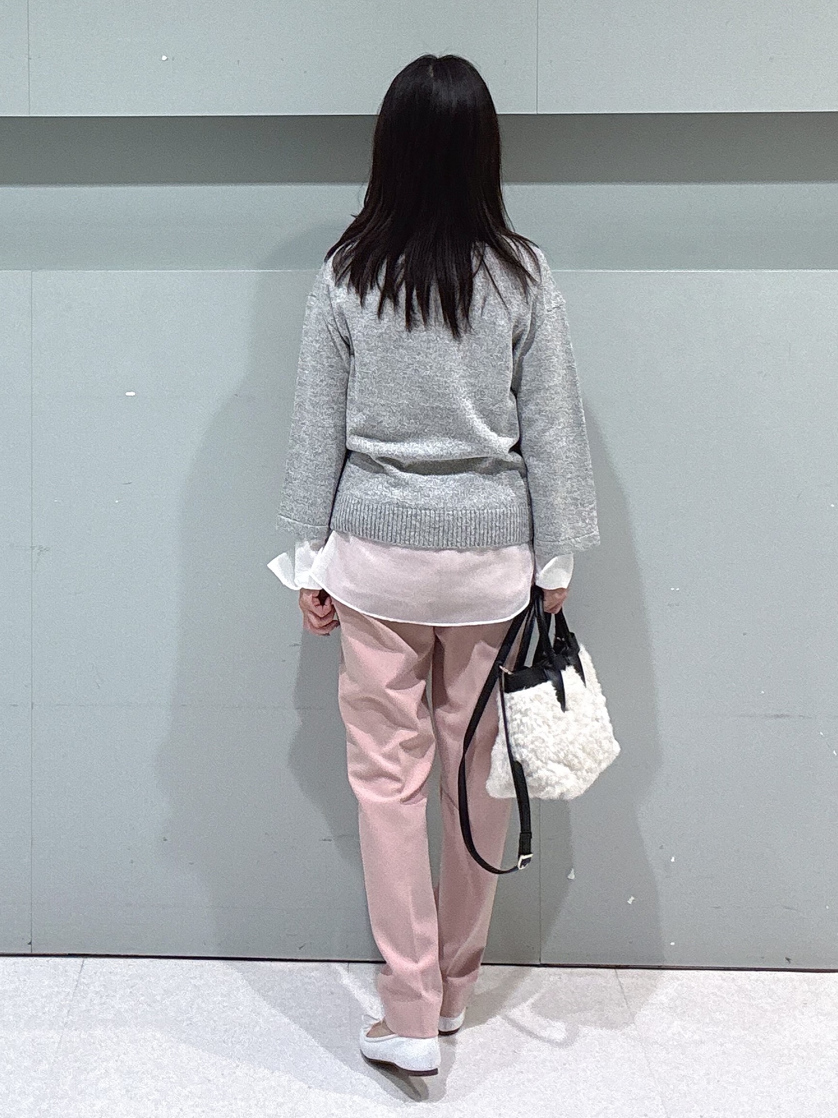 makiさんの「UNTITLED｜【アンサンブル可/手洗い可】杢調プルオーバーニット」を使ったコーディネート