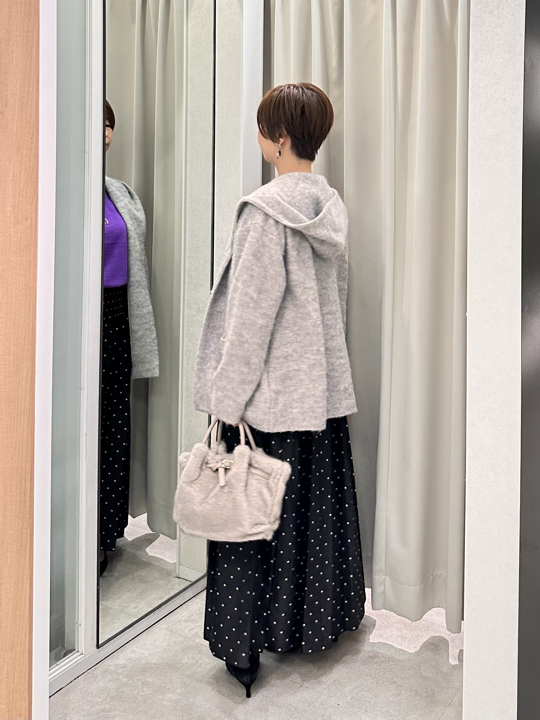 みなこさんの「UNTITLED｜【軽アウター/秋羽織り】シャギーフーディ―カーディガン」を使ったコーディネート