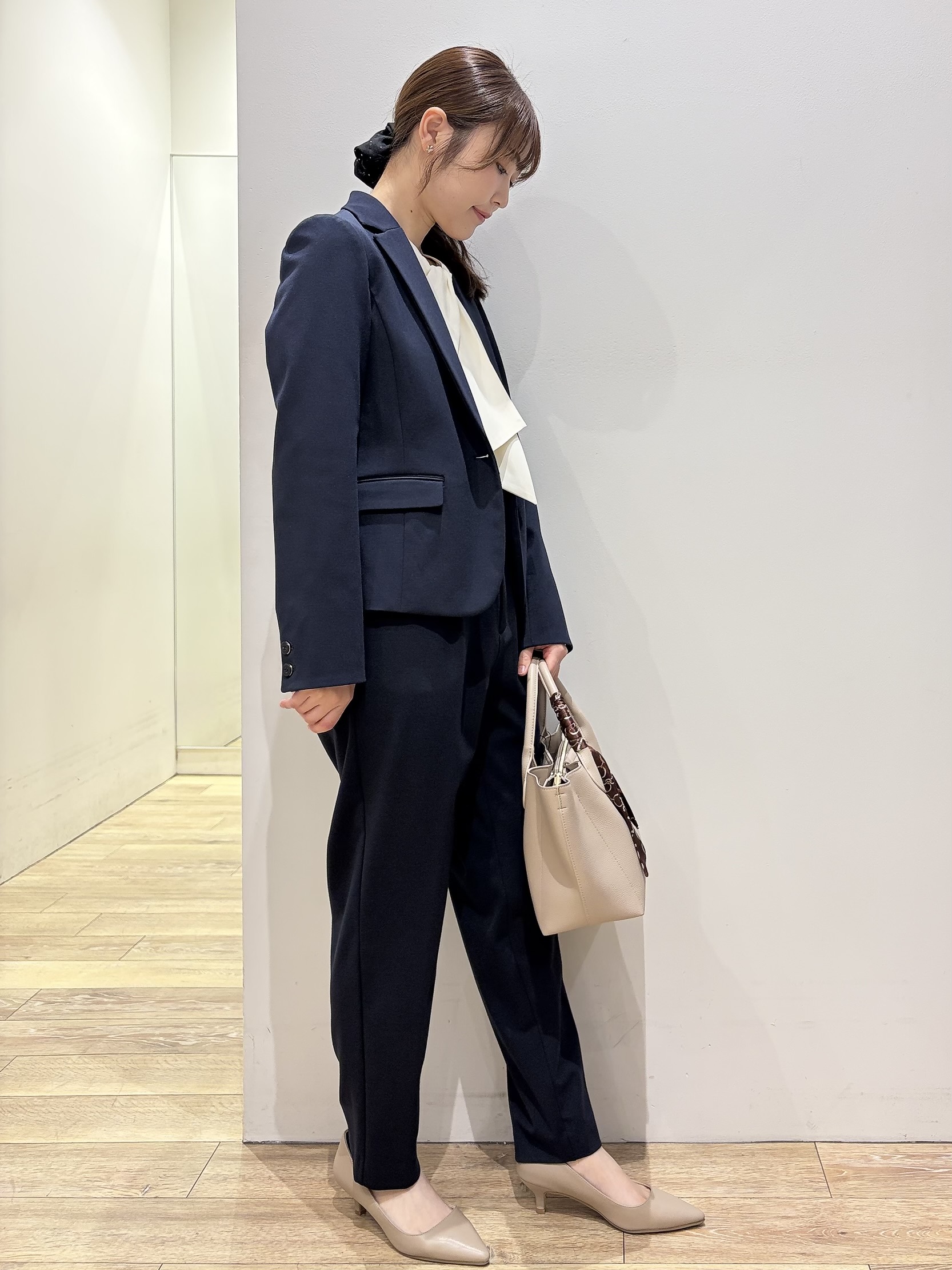 MOMOさんの「index｜【XS-3Lサイズ】ストレッチテーラードジャケット《ウォッシャブル／イージーアイロン》」を使ったコーディネート