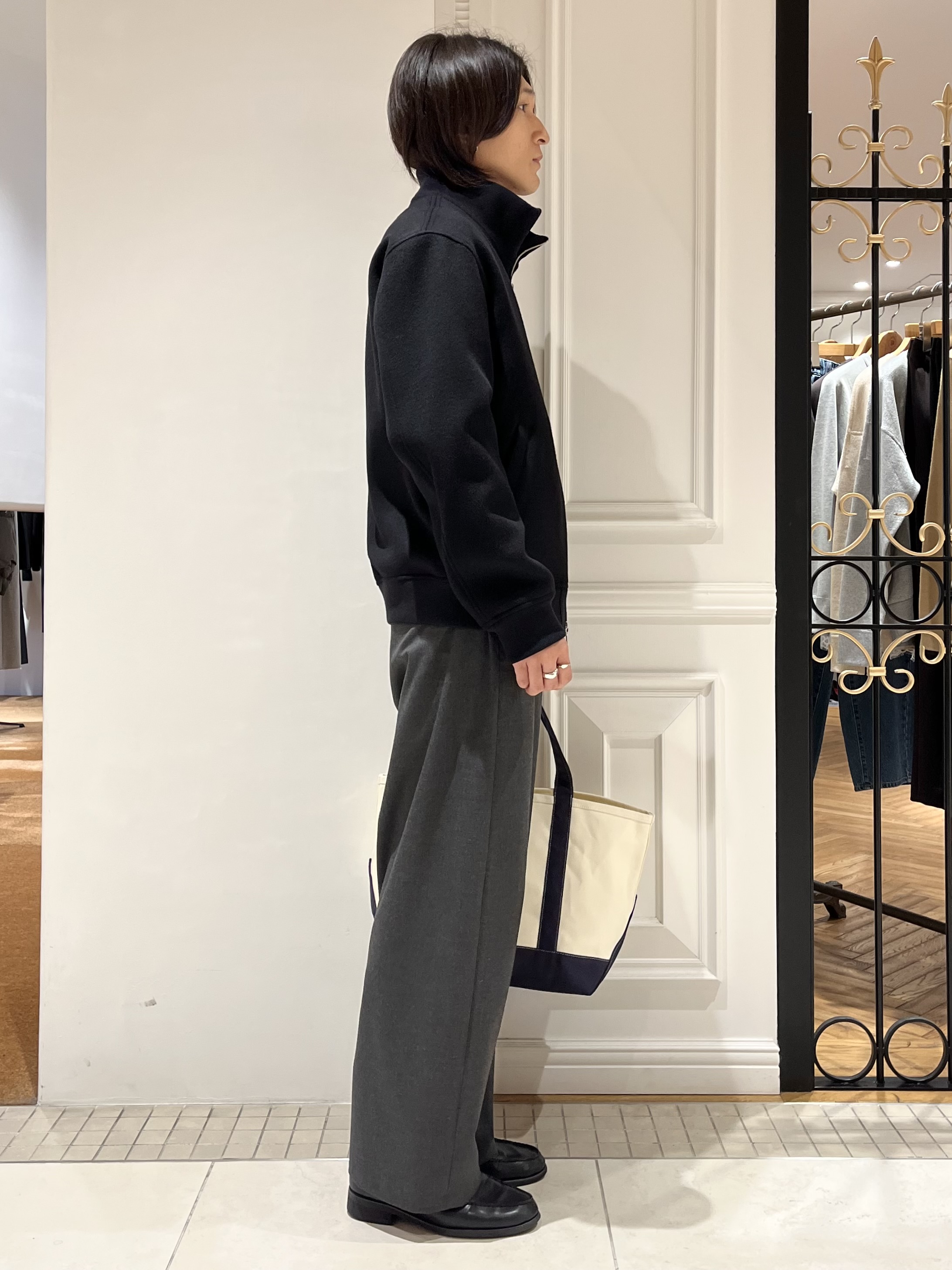 Watanabeさんの「DRESSTERIOR｜【干場義雅&times;DRESSTERIOR】リブジップアップブルゾン」を使ったコーディネート