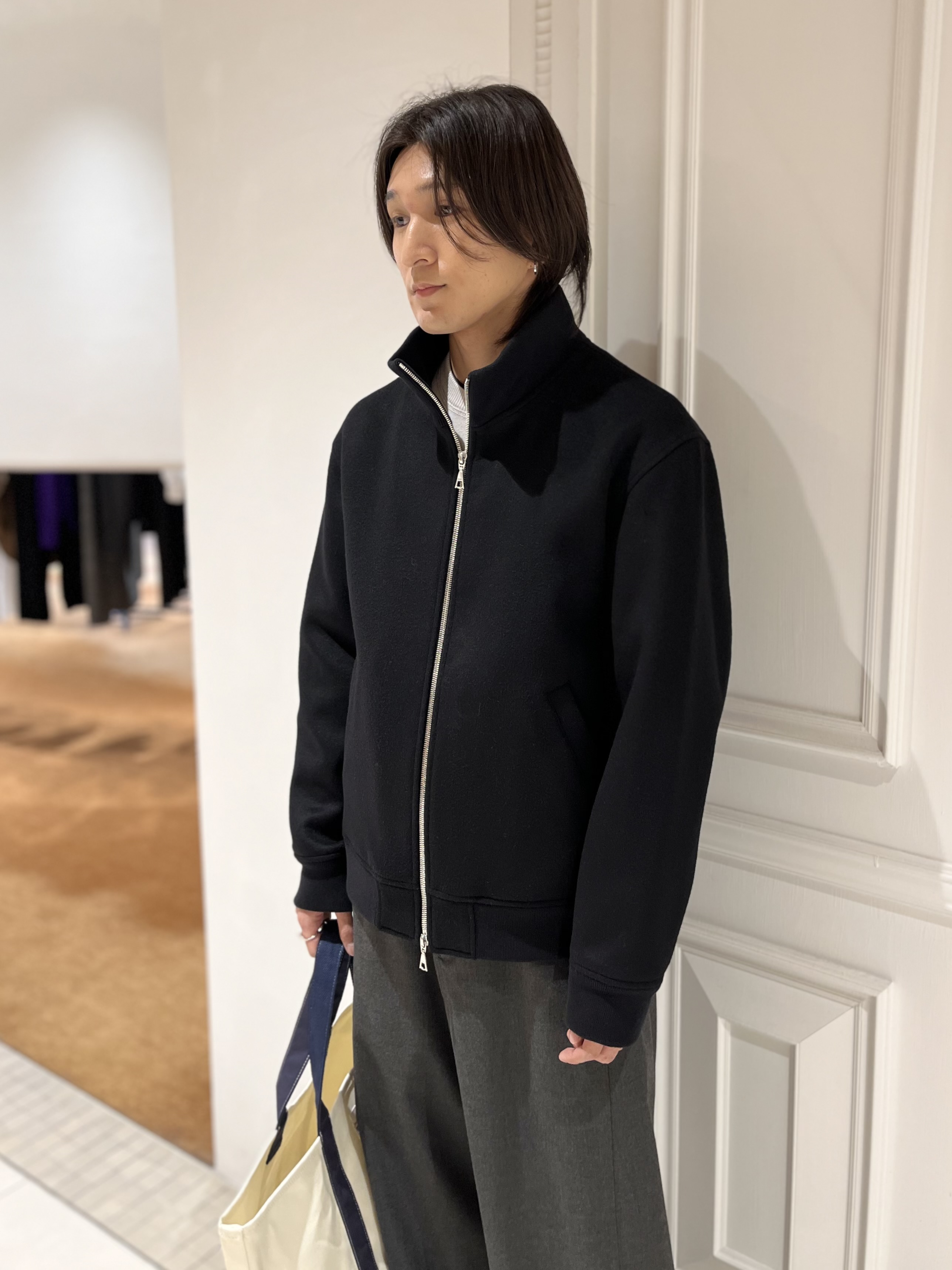 Watanabeさんの「DRESSTERIOR｜【干場義雅&times;DRESSTERIOR】リブジップアップブルゾン」を使ったコーディネート