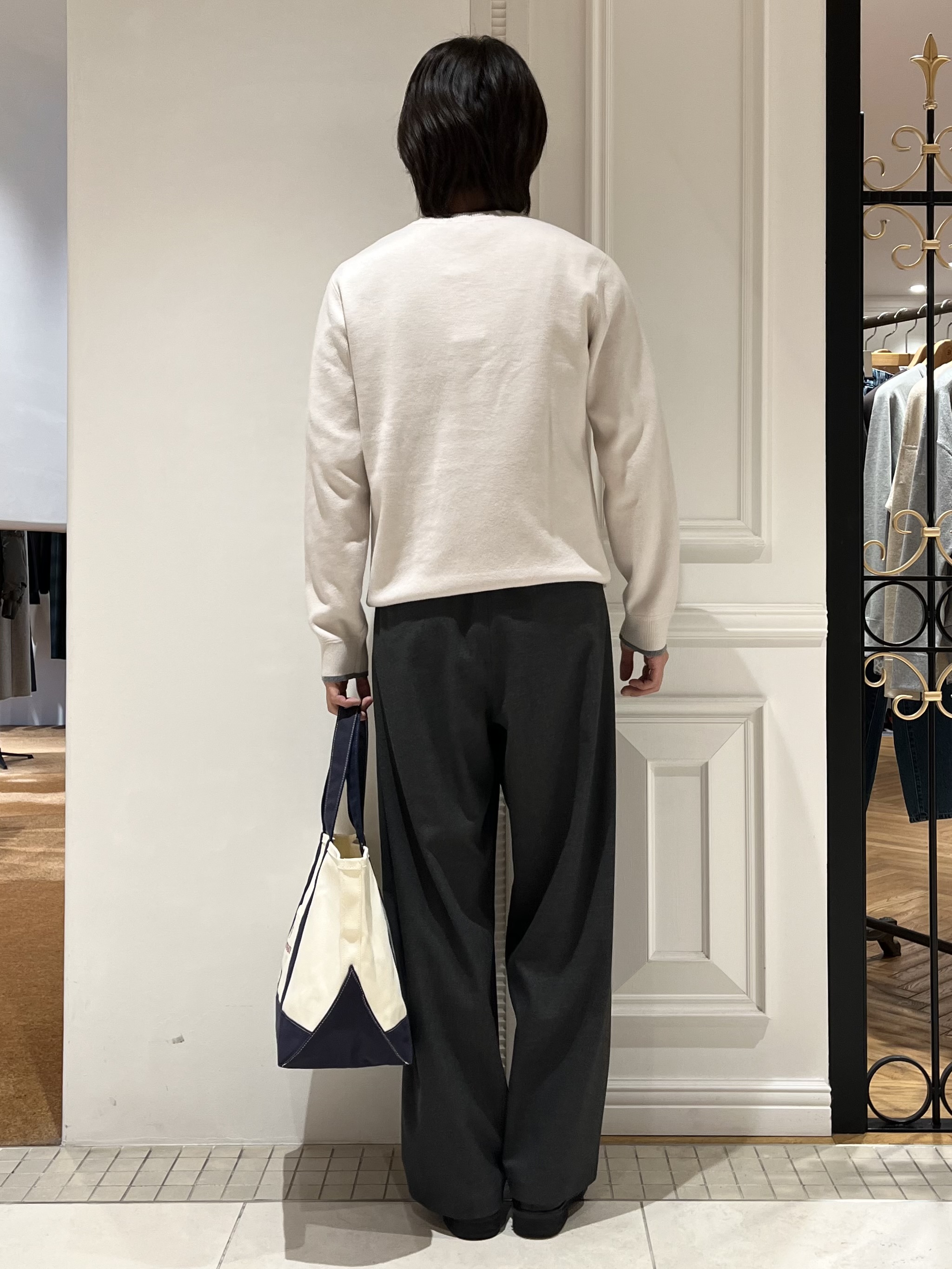 Watanabeさんの「DRESSTERIOR｜【6色展開/洗濯機可】コットンカシミヤ スムースニット」を使ったコーディネート