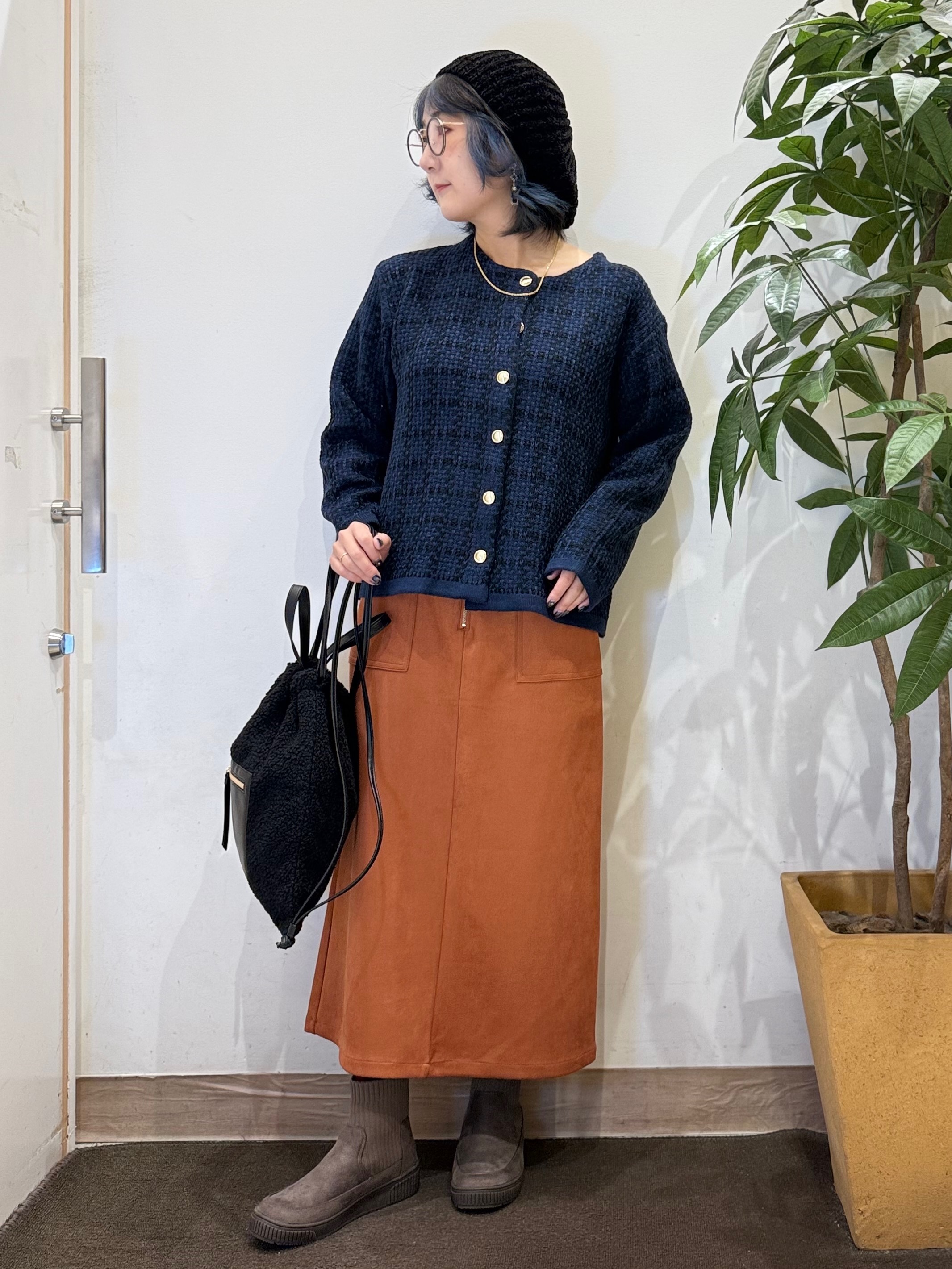 misakiさんの「SHOO･LA･RUE｜【S-LL/洗濯機可】1枚で華やか ツイード調ニットカーディガン」を使ったコーディネート