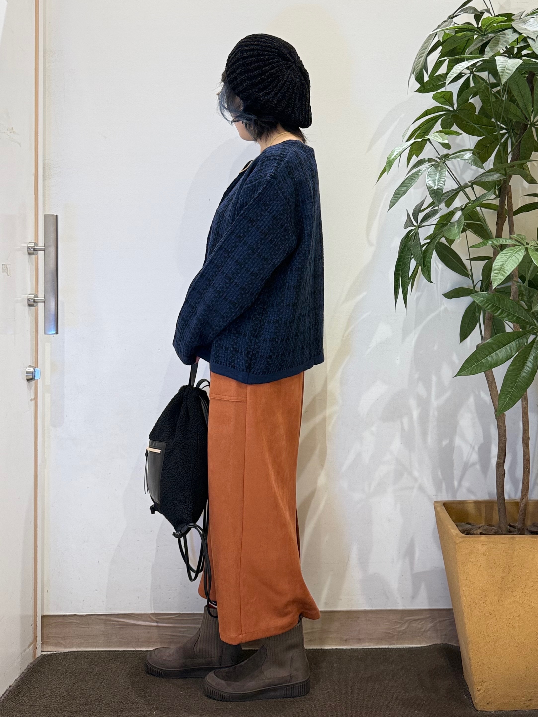 misakiさんの「SHOO･LA･RUE｜【S-LL/洗濯機可】1枚で華やか ツイード調ニットカーディガン」を使ったコーディネート