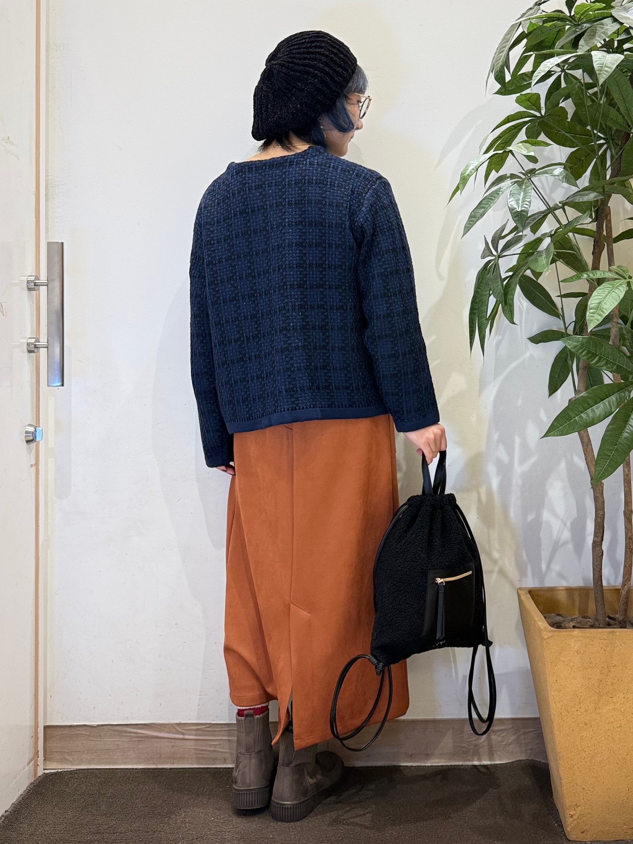 misakiさんの「SHOO･LA･RUE｜【S-LL/洗濯機可】1枚で華やか ツイード調ニットカーディガン」を使ったコーディネート