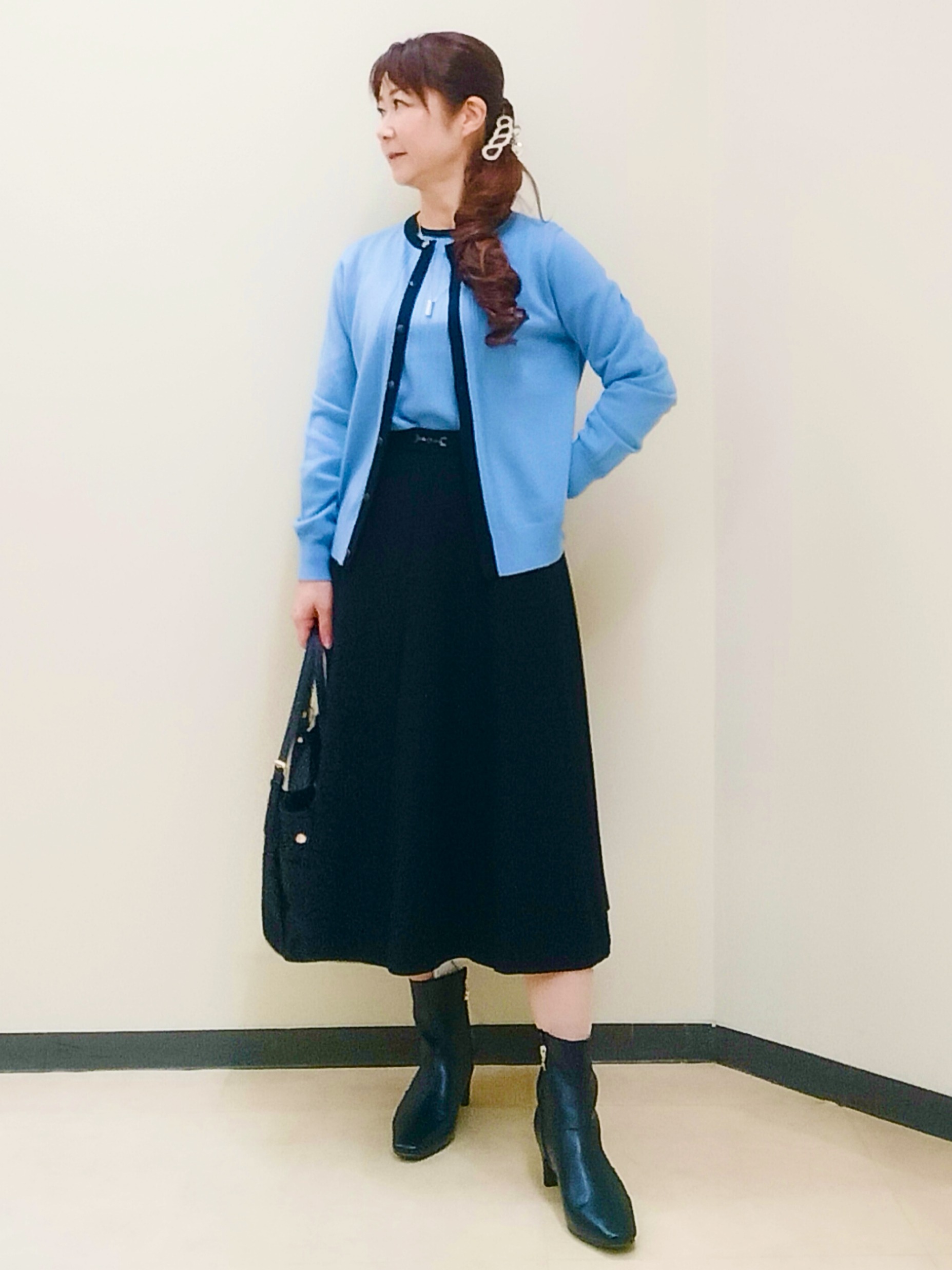花さんの「Reflect｜【手洗い／アンサンブル可】フェミニンカーディガン」を使ったコーディネート