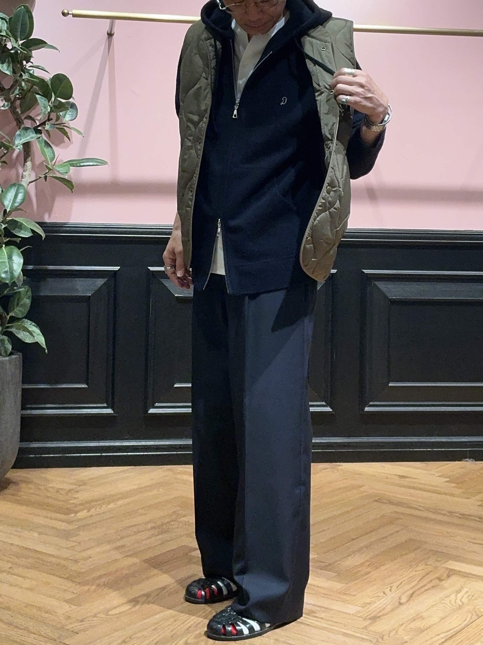 torigoeさんの「DRESSTERIOR｜WAISTCOAT QUILT」を使ったコーディネート