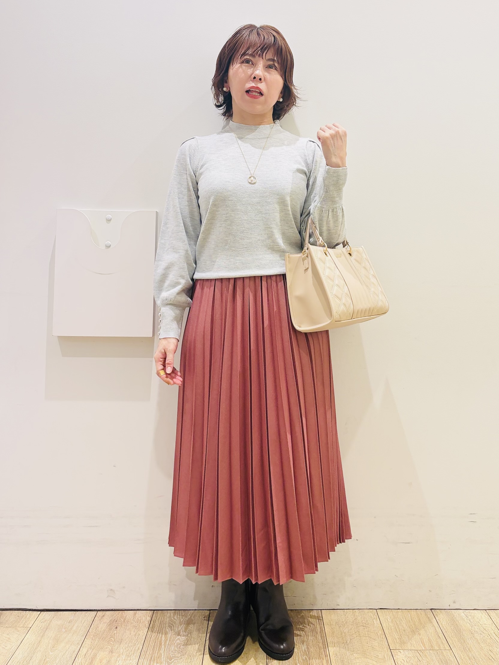 YUKOさんの「index｜カシミヤタッチハイネックニット【洗濯機OK／抗ピリング】」を使ったコーディネート