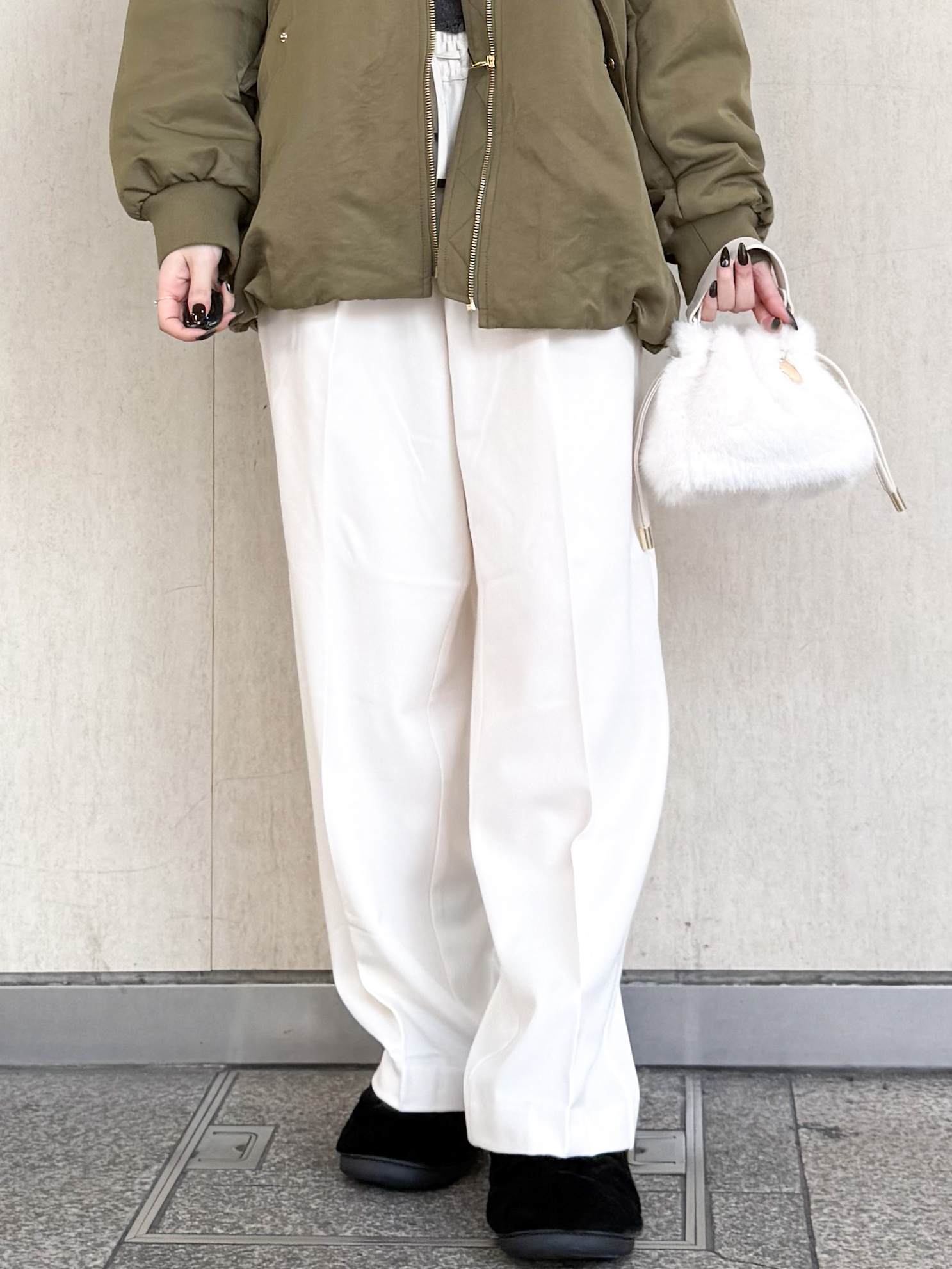 周 彩未さんの「OPAQUE.CLIP｜【保温中綿／撥水】ミドルMA－1《洗濯機OK》」を使ったコーディネート