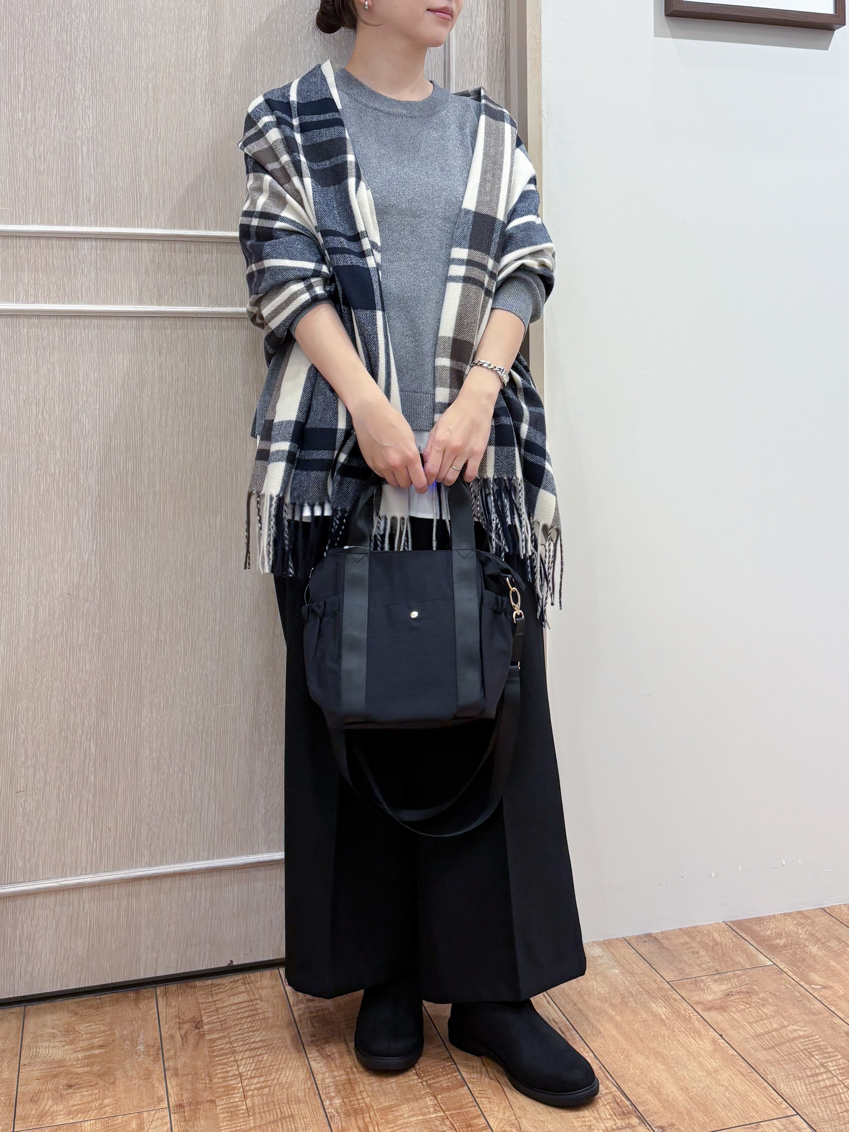 なみさんの「SHOO･LA･RUE｜【S-LL】着るだけできまる シャツレイヤード風 スポンディッシュニット」を使ったコーディネート