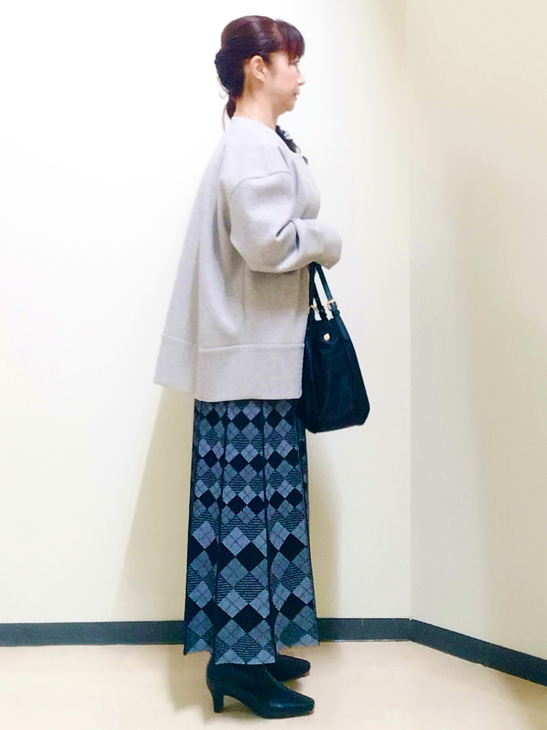 花さんの「Reflect｜ノーカラーミドル丈ブルゾン」を使ったコーディネート