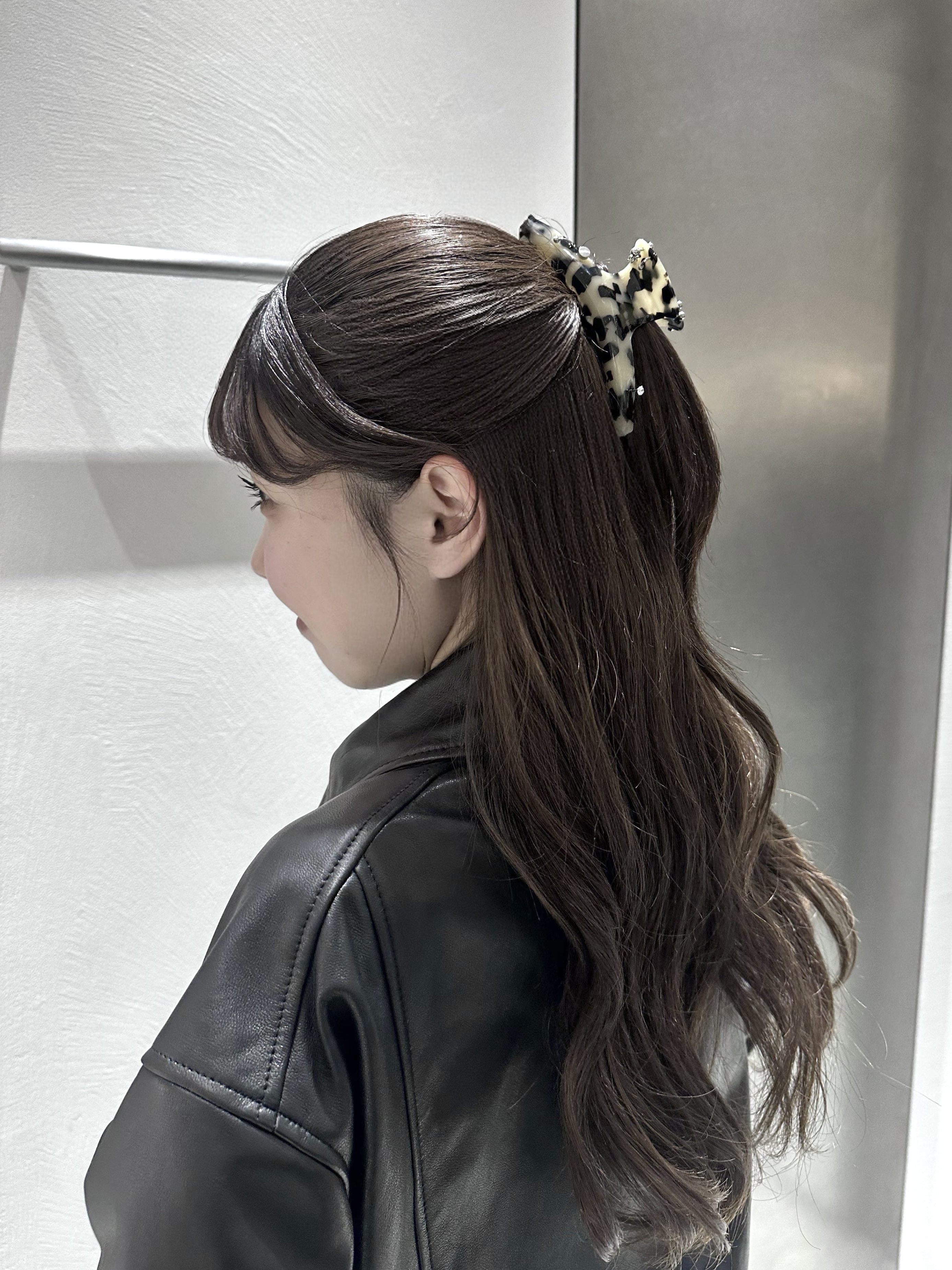 西村唯さんの「CODE A｜UKI UKI＊CODE A｜leather blouson」を使ったコーディネート