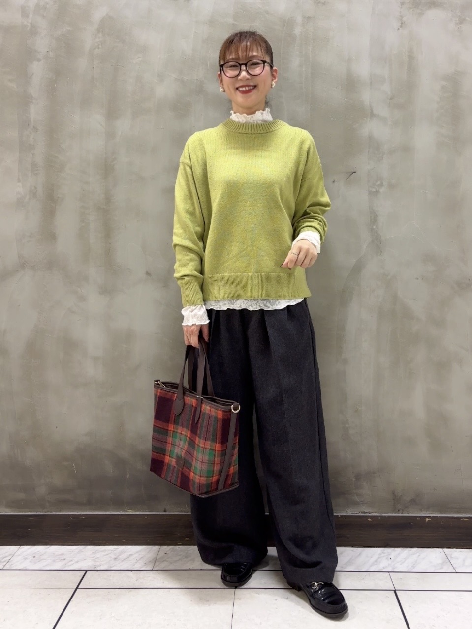 Yasucoさんの「Dessin｜【店頭人気/洗える/秋羽織り】ノーカラースエードライクブルゾン」を使ったコーディネート