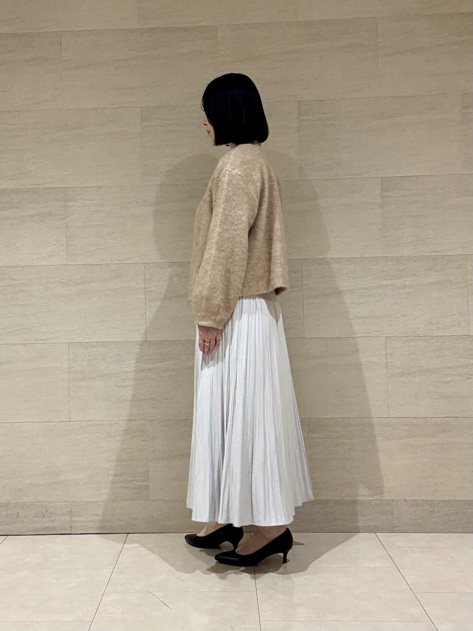 yさんの「UNTITLED｜【軽アウター/秋羽織り】シャギージップカーデ」を使ったコーディネート