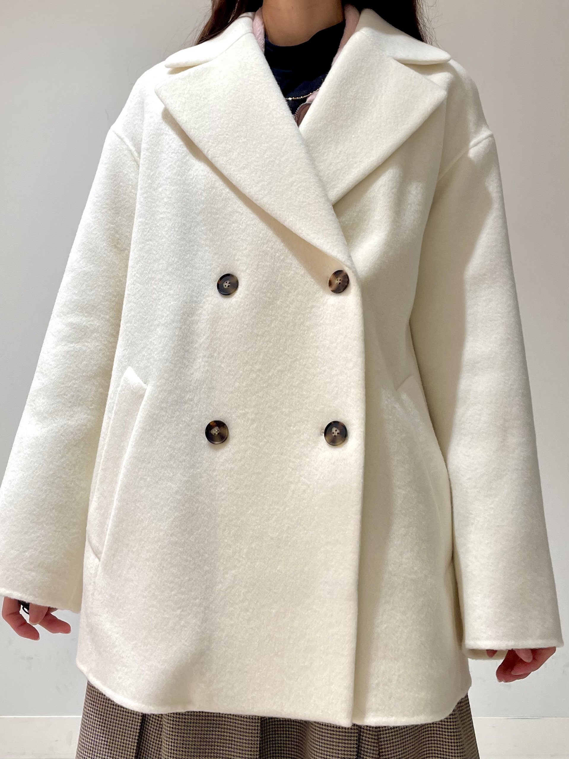 ことさんの「DRESSTERIOR｜【美シルエット/上品】Super120シャルムウールブレンドミドルコート」を使ったコーディネート