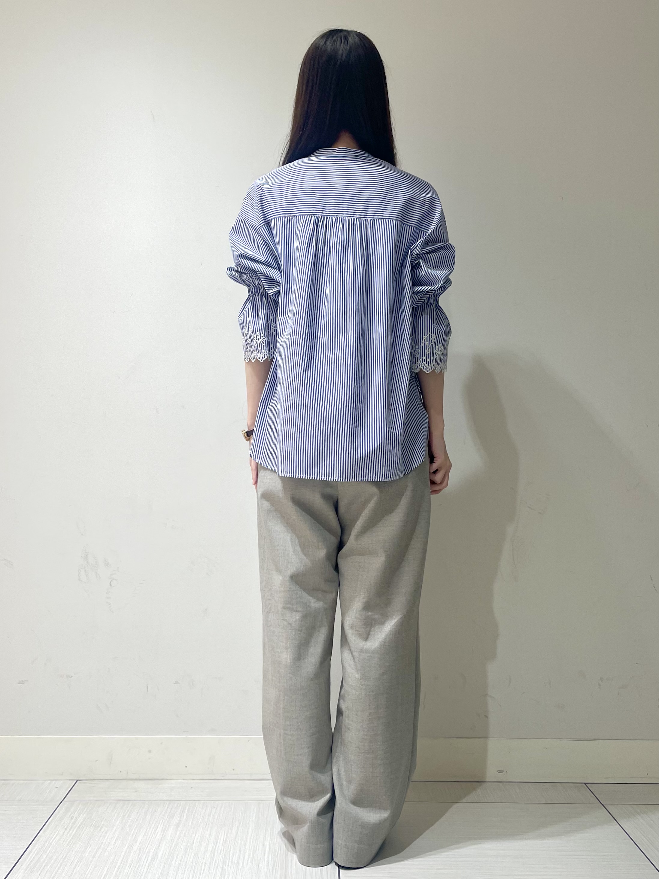 ことさんの「DRESSTERIOR｜【STORY11月号掲載】エンブロイダリーカフスシャツ」を使ったコーディネート