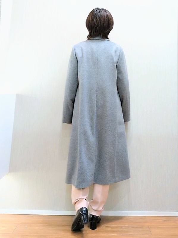 ミズタさんの「UNTITLED｜ウールカシミヤテーラーコート」を使ったコーディネート