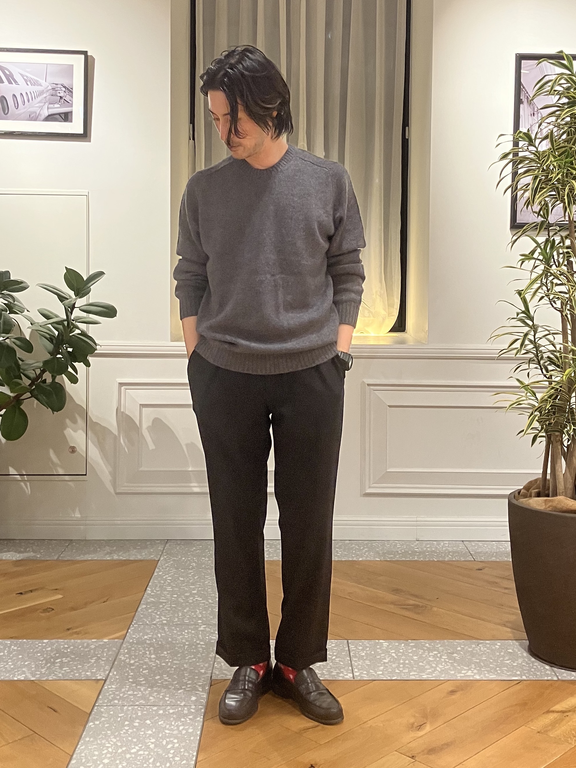 junyaさんの「DRESSTERIOR｜【干場義雅&times;DRESSTERIOR】ウールカシミヤクルーネックニット」を使ったコーディネート
