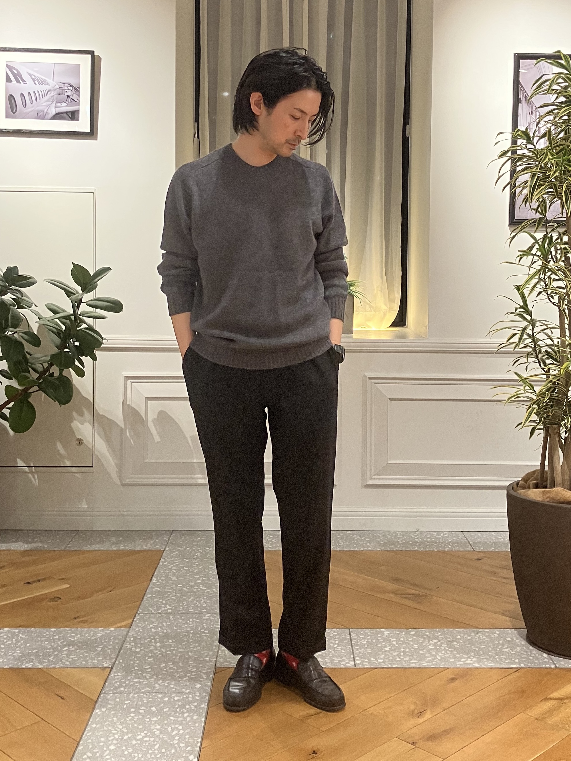 junyaさんの「DRESSTERIOR｜【干場義雅&times;DRESSTERIOR】ウールカシミヤクルーネックニット」を使ったコーディネート