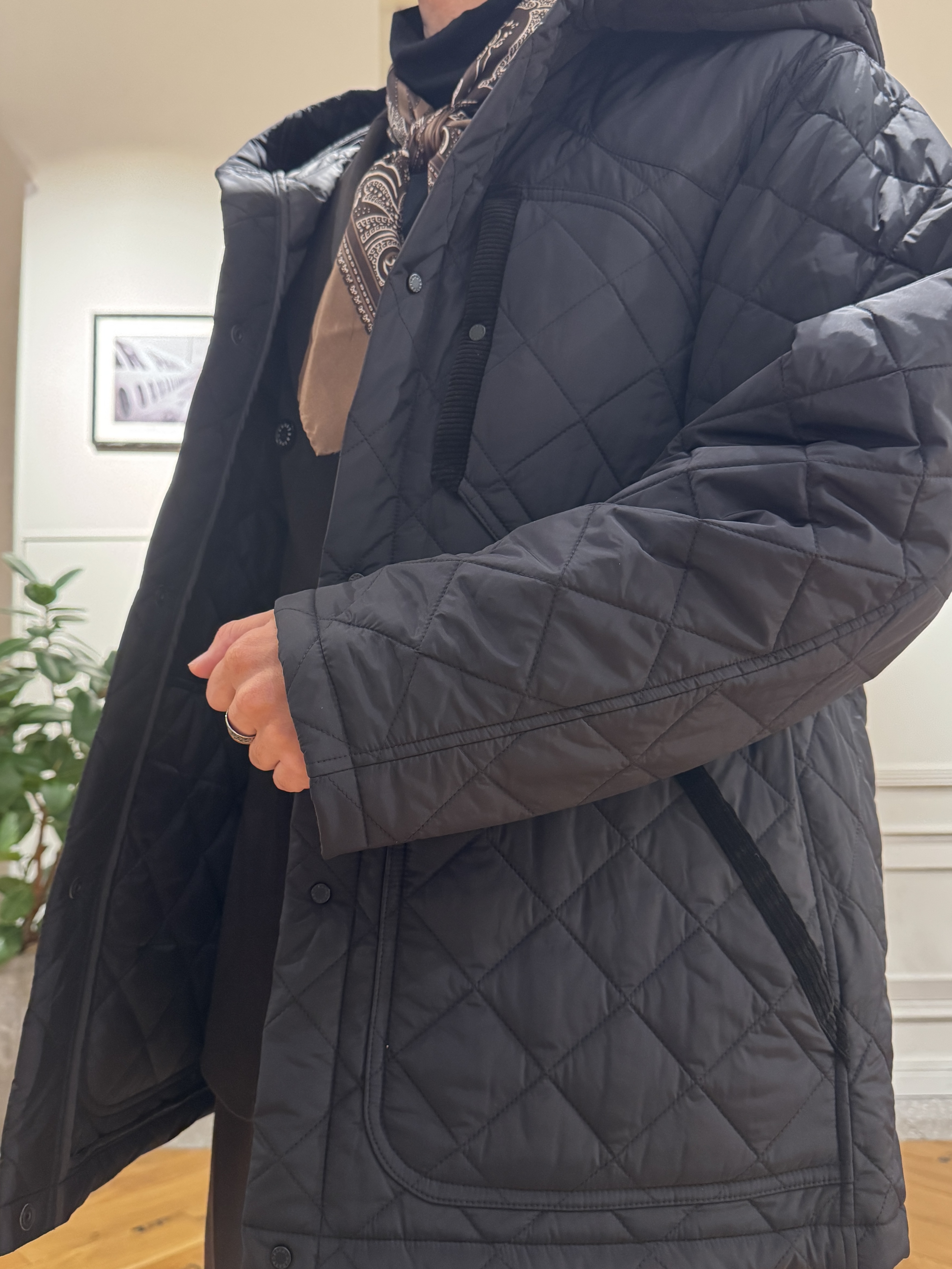 kawarataniさんの「DRESSTERIOR｜キルティング フードジャケット」を使ったコーディネート