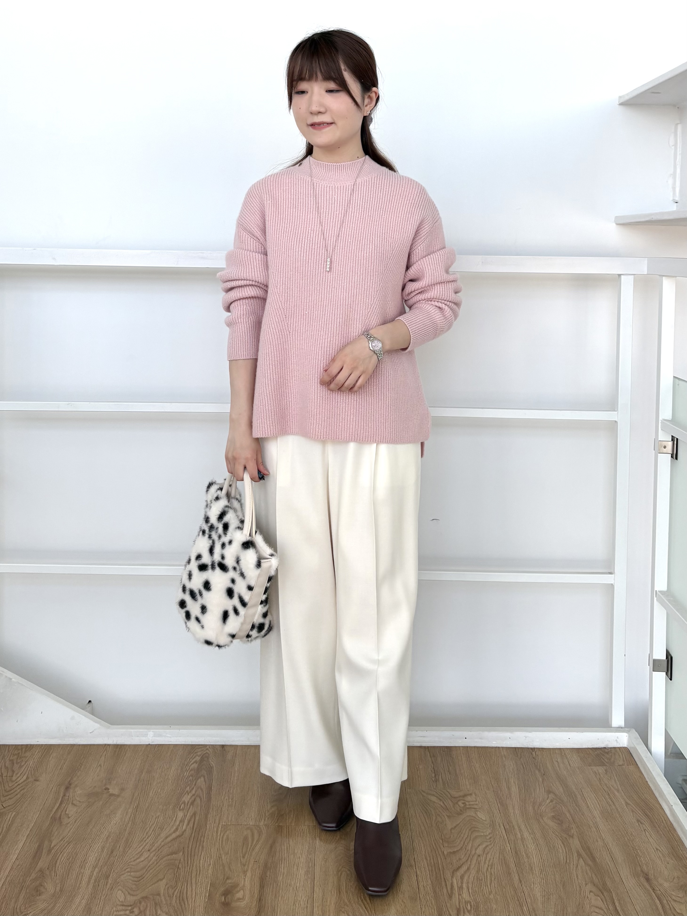 mikiさんの「Reflect｜パール調バー&times;チェーンネックレス」を使ったコーディネート