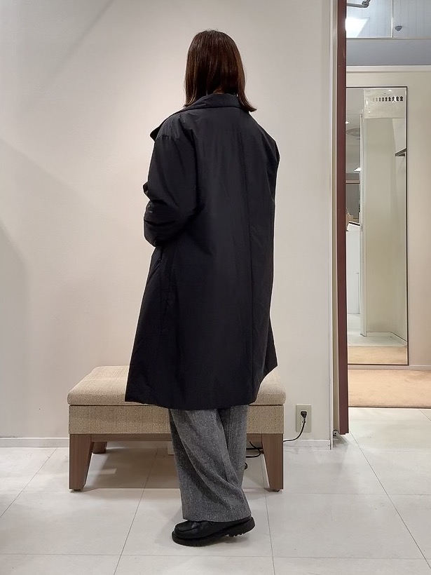 YUIさんの「UNTITLED｜【撥水/軽量/薄中綿入り】スタンドカラーコート」を使ったコーディネート