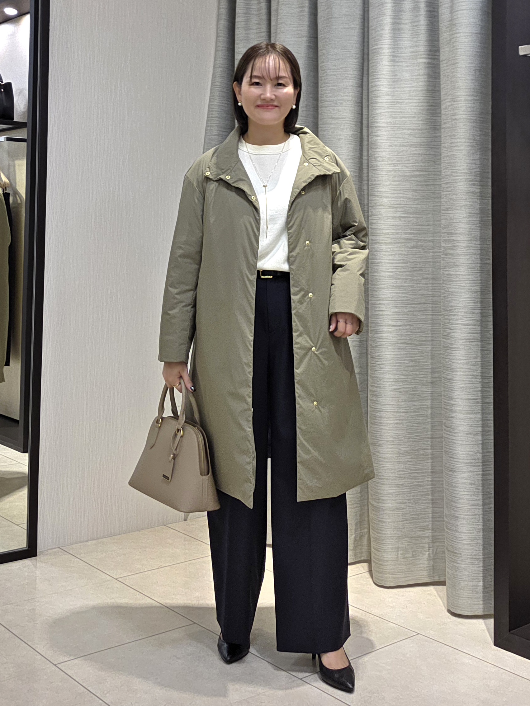 naokoさんの「UNTITLED｜【撥水/軽量/薄中綿入り】スタンドカラーコート」を使ったコーディネート
