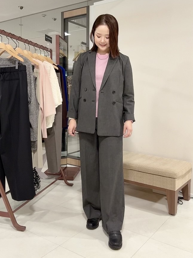 YUIさんの「UNTITLED｜【セットアップ可/秋羽織り/お仕事スーツ】ウールブレンドダブルジャケット」を使ったコーディネート