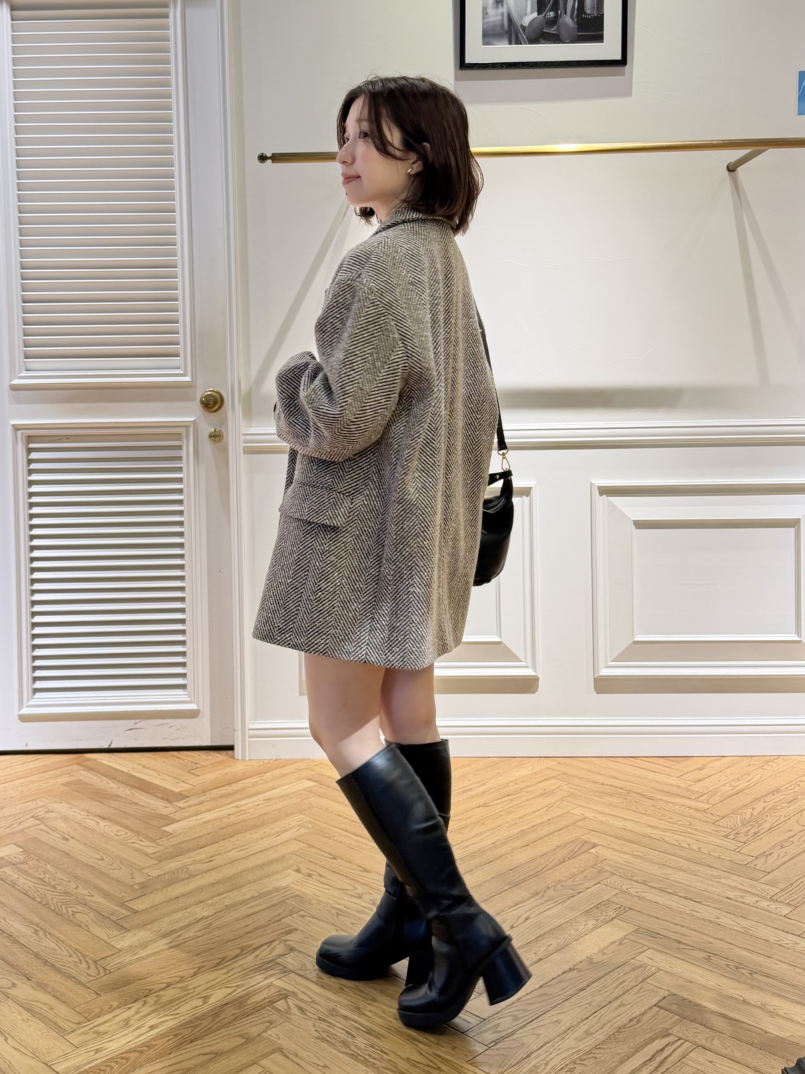 つじ まこさんの「DRESSTERIOR｜【日本製】ウールヘリンボーンジャコット」を使ったコーディネート